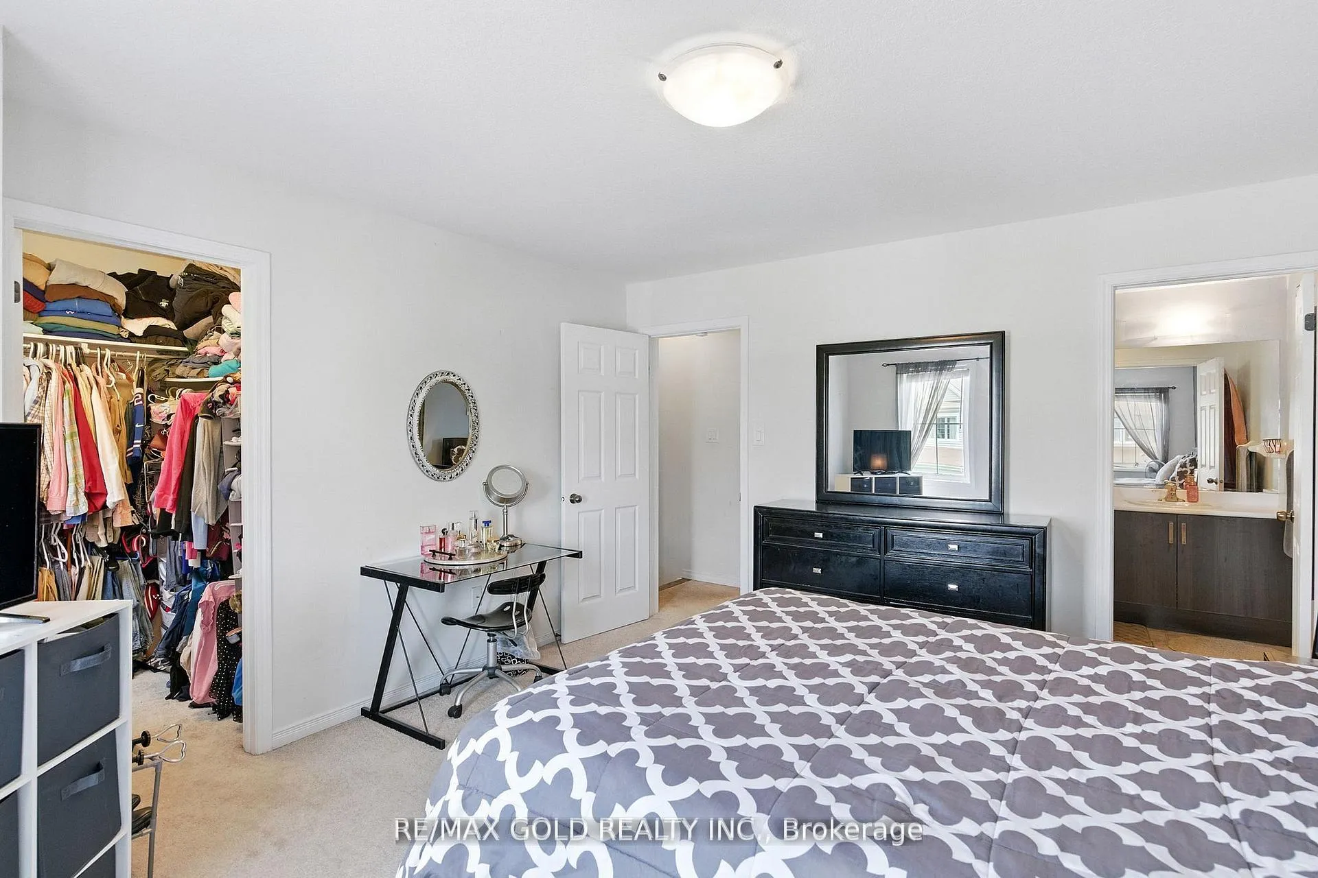 Photo 14 of 8541 Nightshade Street, Niagara Falls, Brown — HOMEH