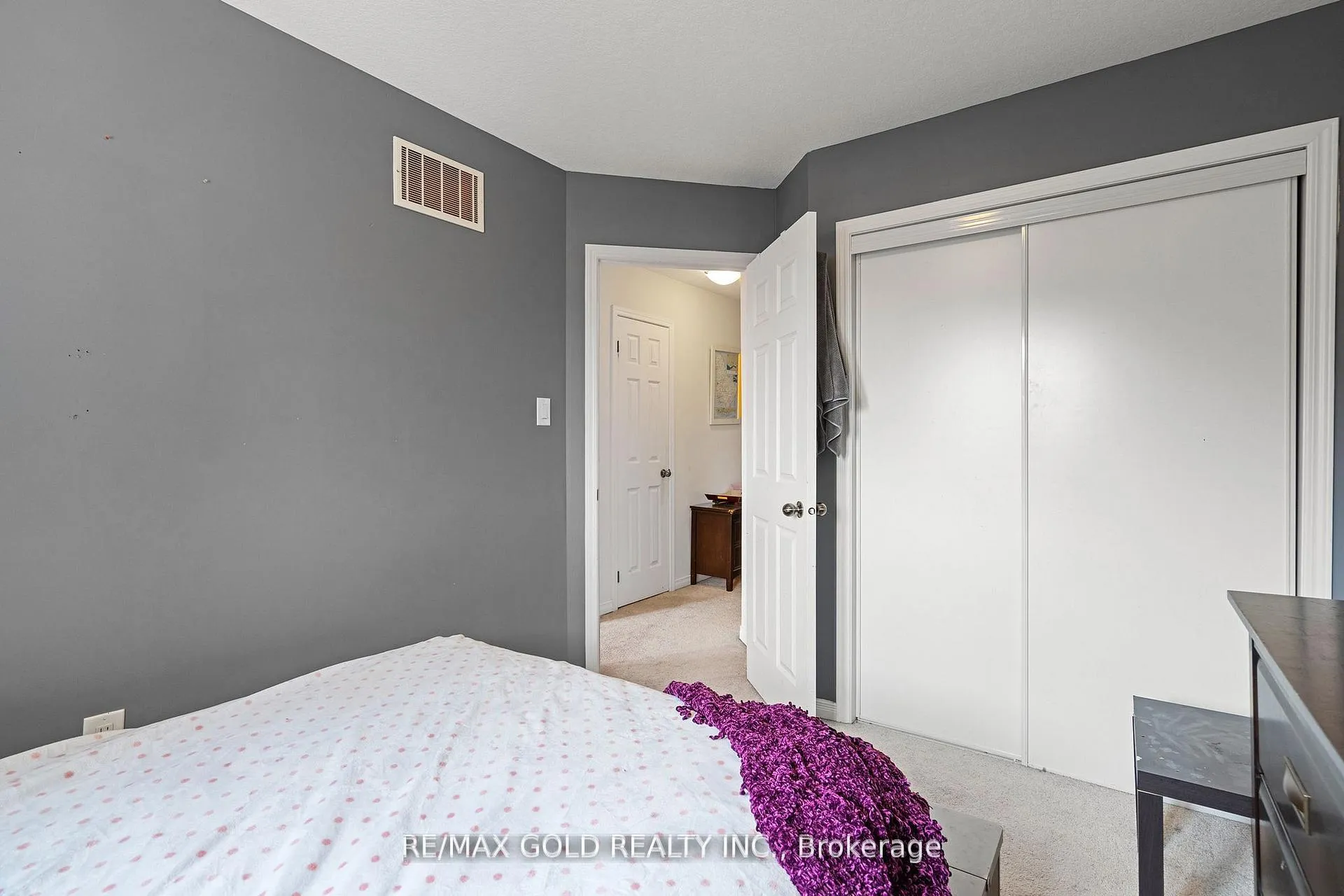 Photo 21 of 8541 Nightshade Street, Niagara Falls, Brown — HOMEH