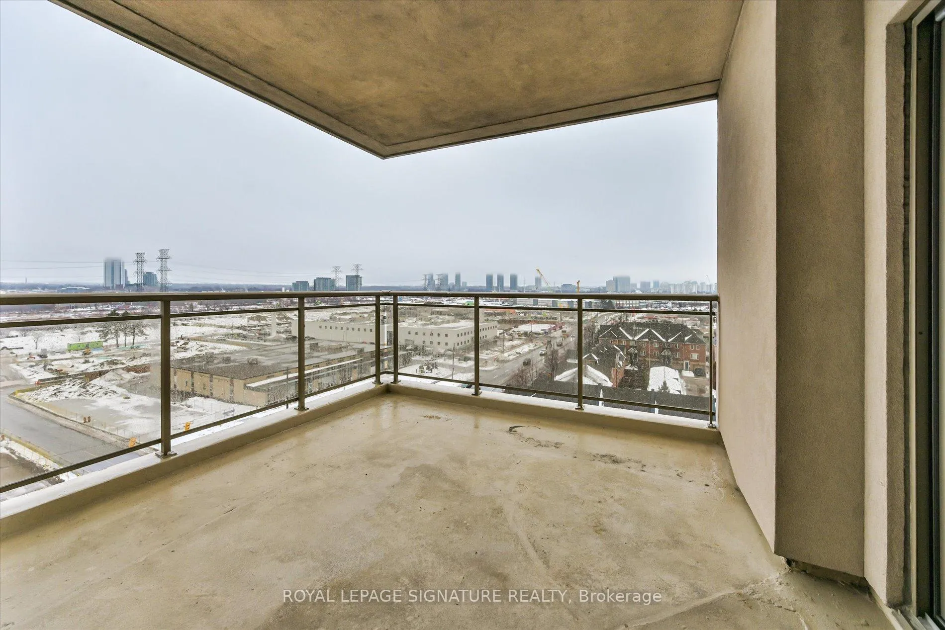 Photo 19 of Unit 709, 1 Leaside Park Drive, Toronto, Thorncliffe Park — HOMEH