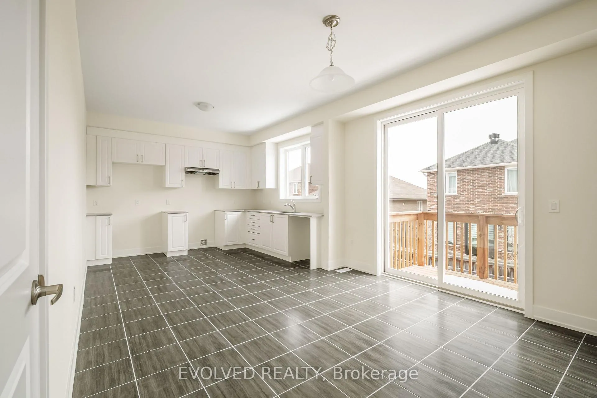 Photo 7 of 6 Hampton Lane, Barrie, Ardagh — HOMEH