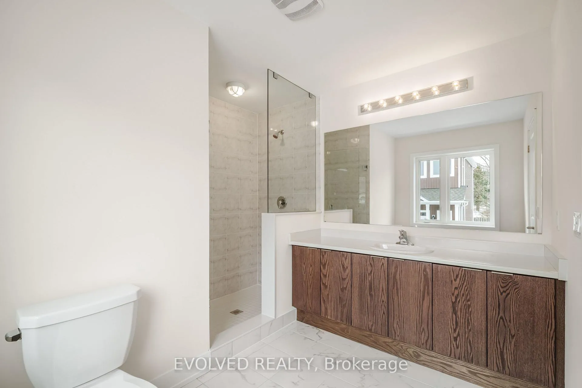 Photo 8 of 6 Hampton Lane, Barrie, Ardagh — HOMEH