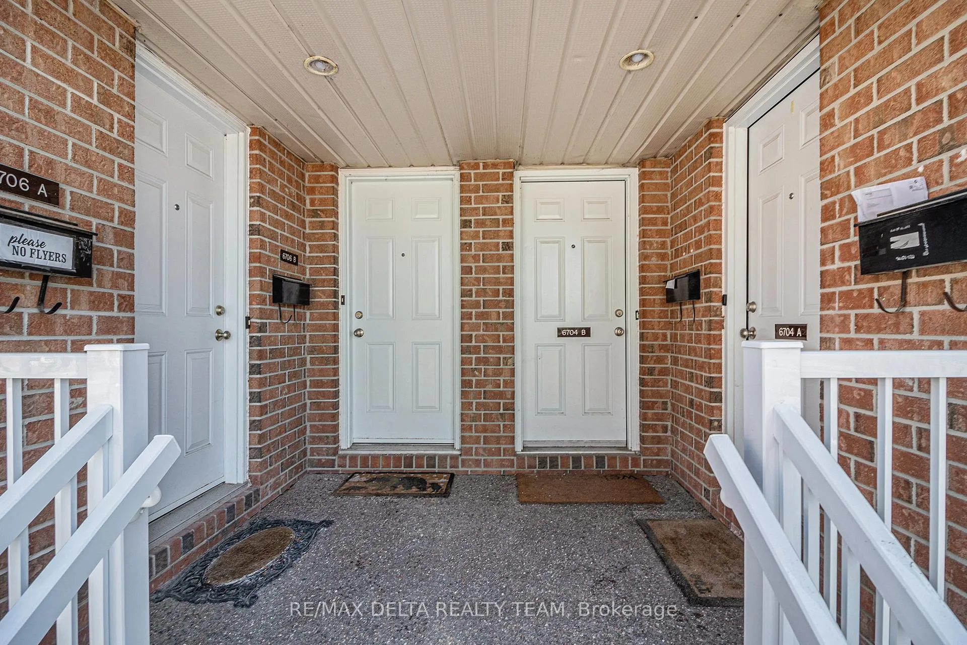 Photo 3 of Unit A, 6704 Jeanne D'Arc Boulevard, Ottawa, Convent Glen North — HOMEH