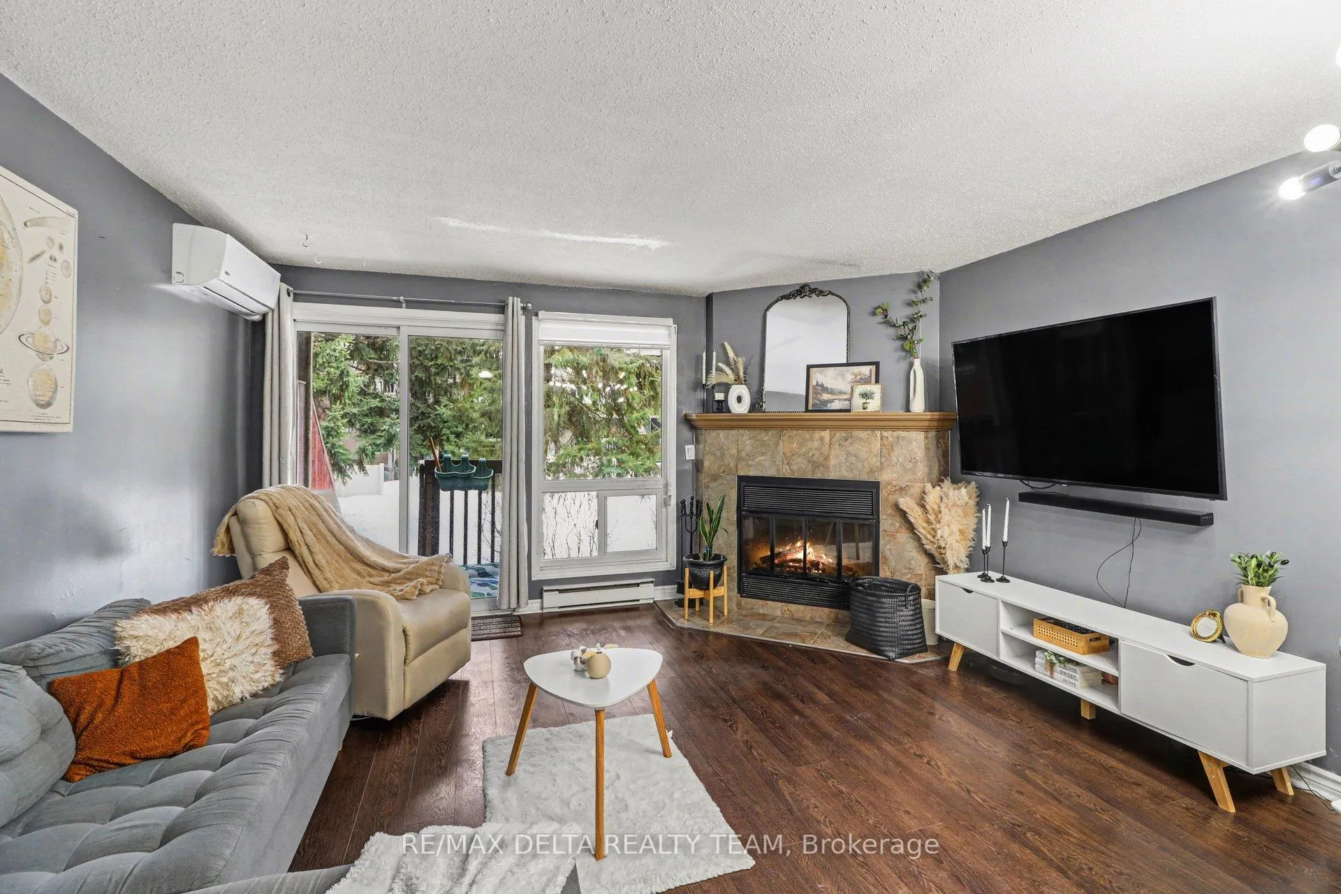 Photo 7 of Unit A, 6704 Jeanne D'Arc Boulevard, Ottawa, Convent Glen North — HOMEH