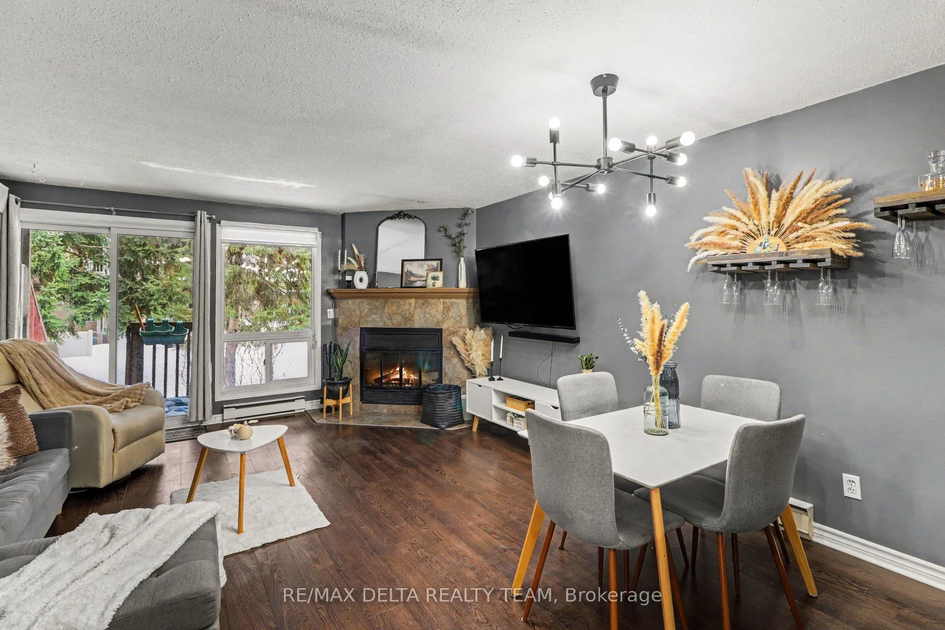 Photo 9 of Unit A, 6704 Jeanne D'Arc Boulevard, Ottawa, Convent Glen North — HOMEH