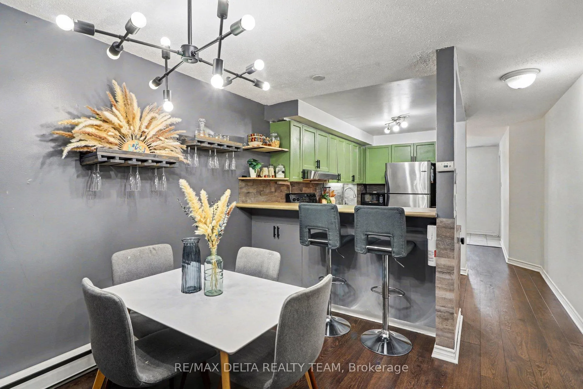 Photo 13 of Unit A, 6704 Jeanne D'Arc Boulevard, Ottawa, Convent Glen North — HOMEH
