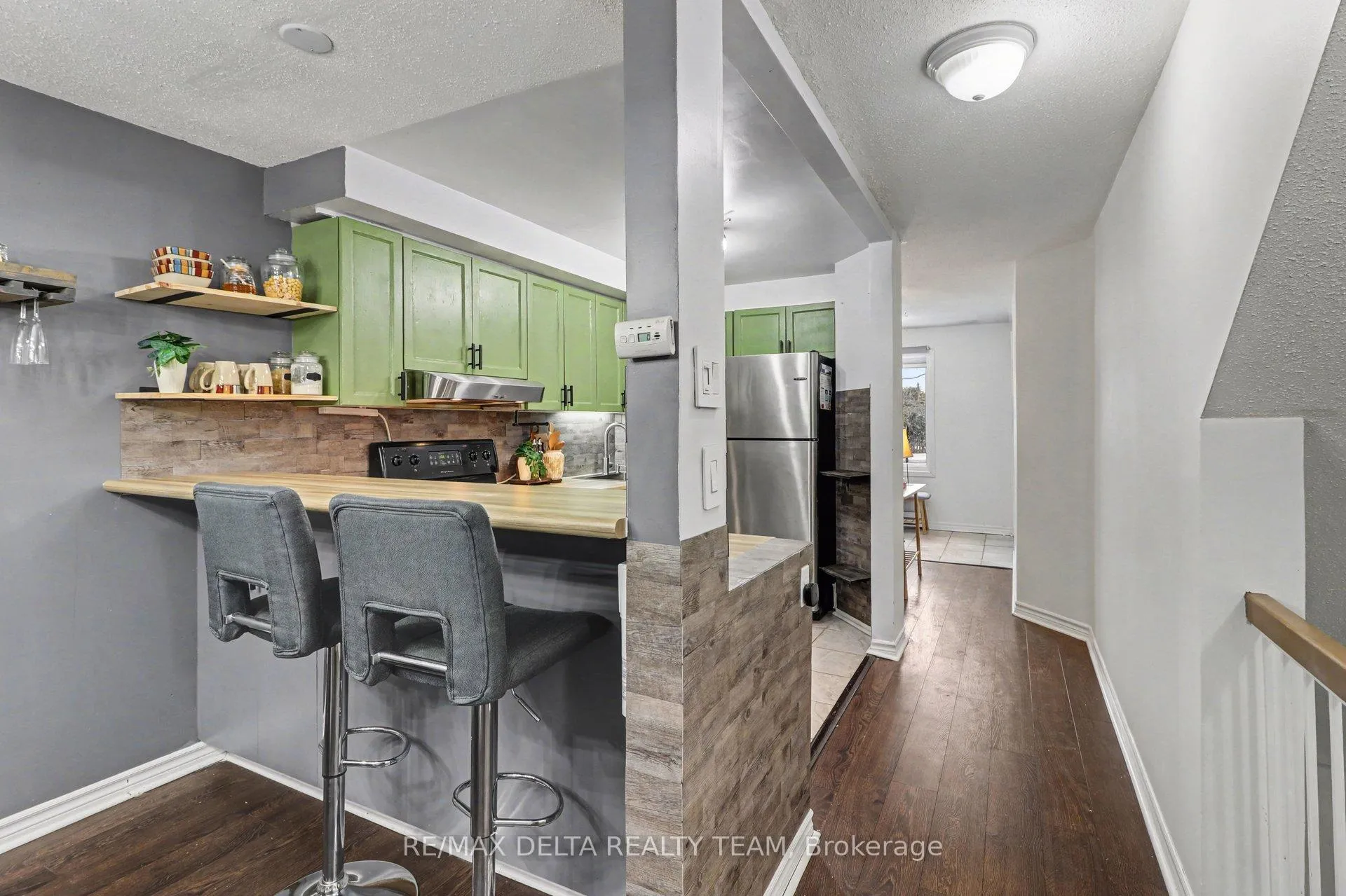 Photo 14 of Unit A, 6704 Jeanne D'Arc Boulevard, Ottawa, Convent Glen North — HOMEH