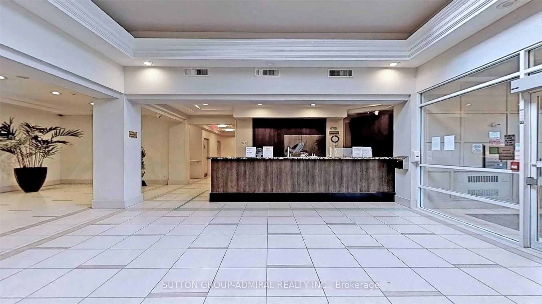 Photo 2 of Unit 517, 50 Disera Drive, Vaughan, Beverley Glen — HOMEH