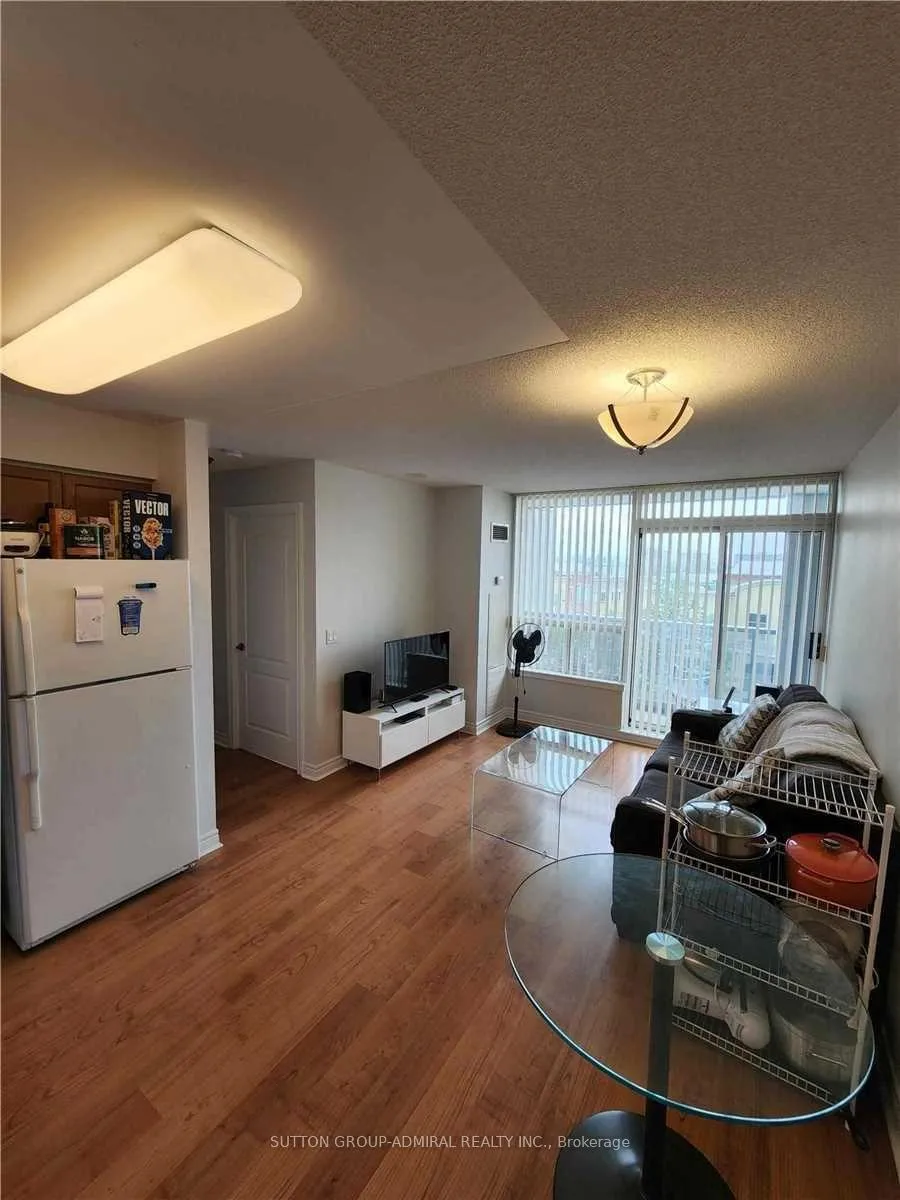 Photo 5 of Unit 517, 50 Disera Drive, Vaughan, Beverley Glen — HOMEH