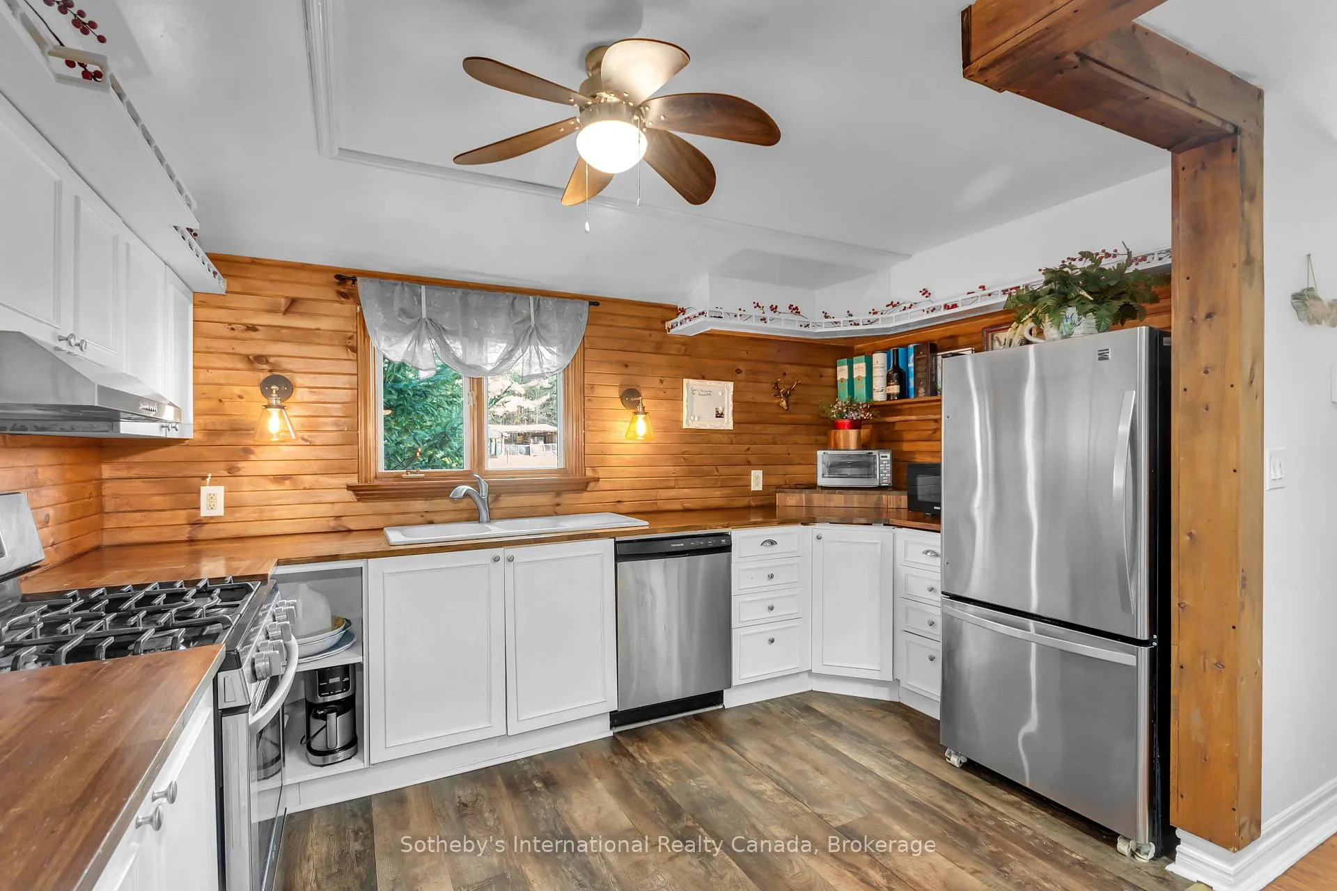 Photo 4 of 21 Sparrow Road, Kawartha Lakes, Somerville — HOMEH