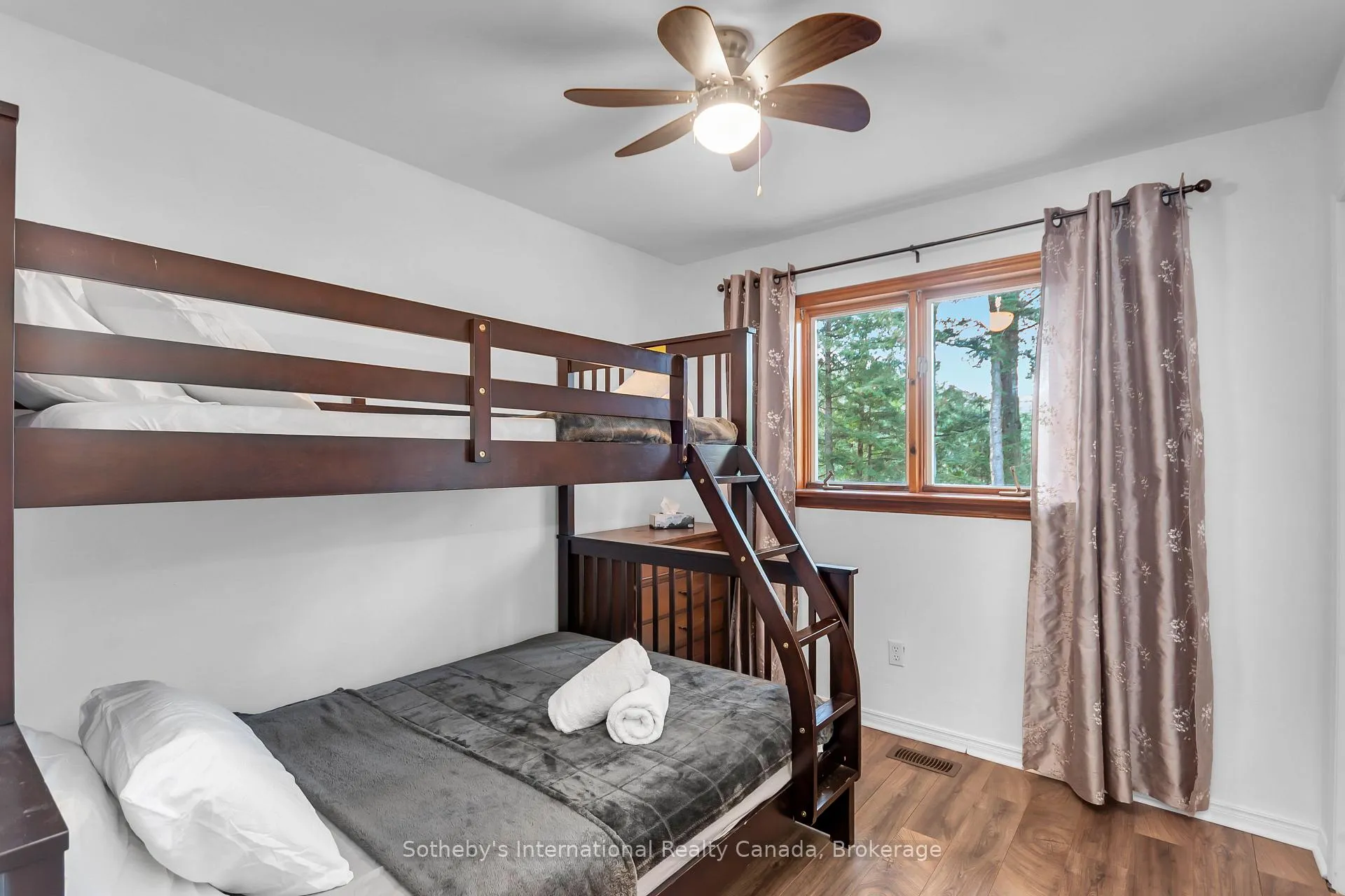 Photo 16 of 21 Sparrow Road, Kawartha Lakes, Somerville — HOMEH
