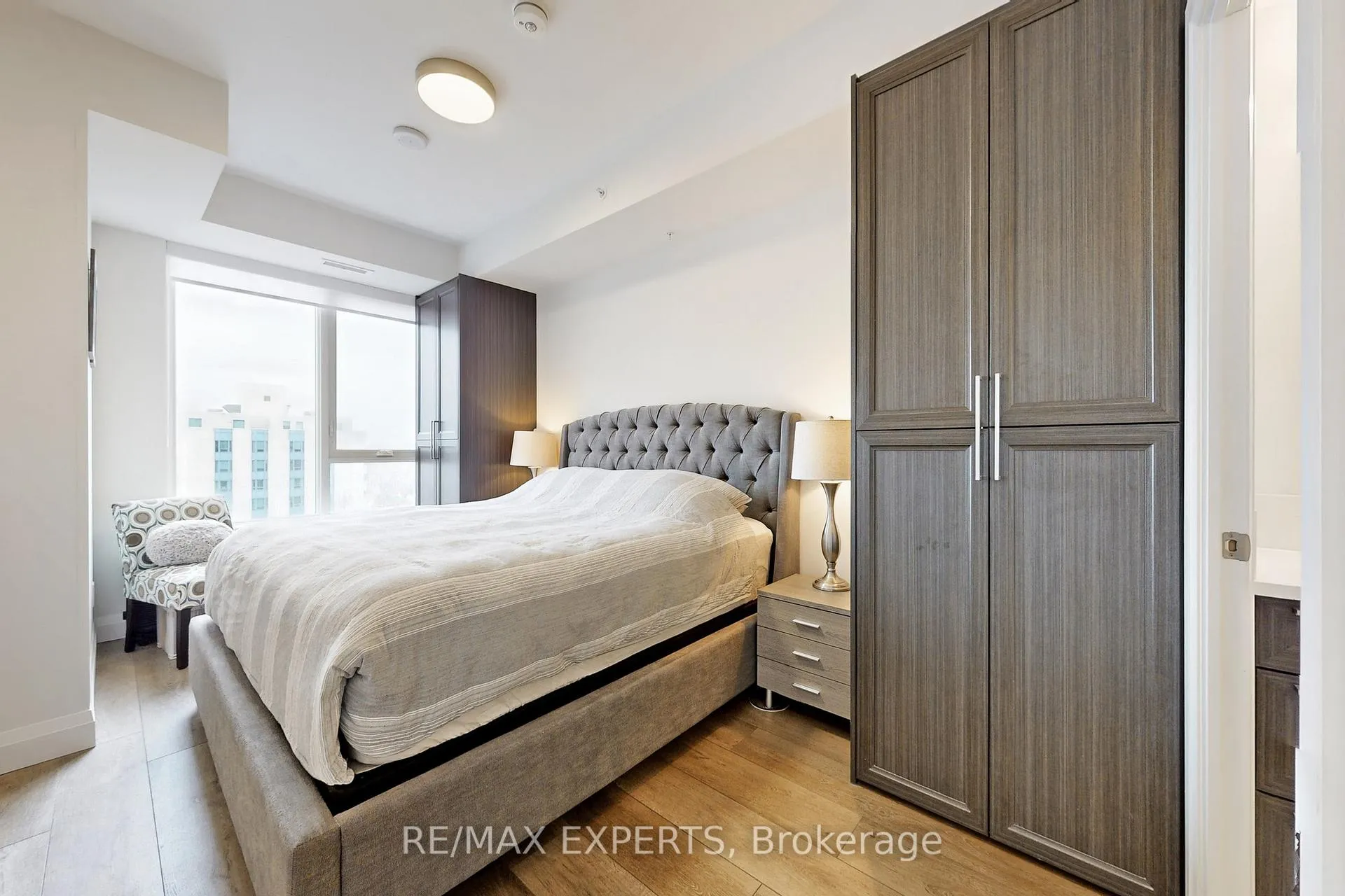 Photo 16 of Unit 1007, 500 Brock Avenue, Burlington, Brant — HOMEH