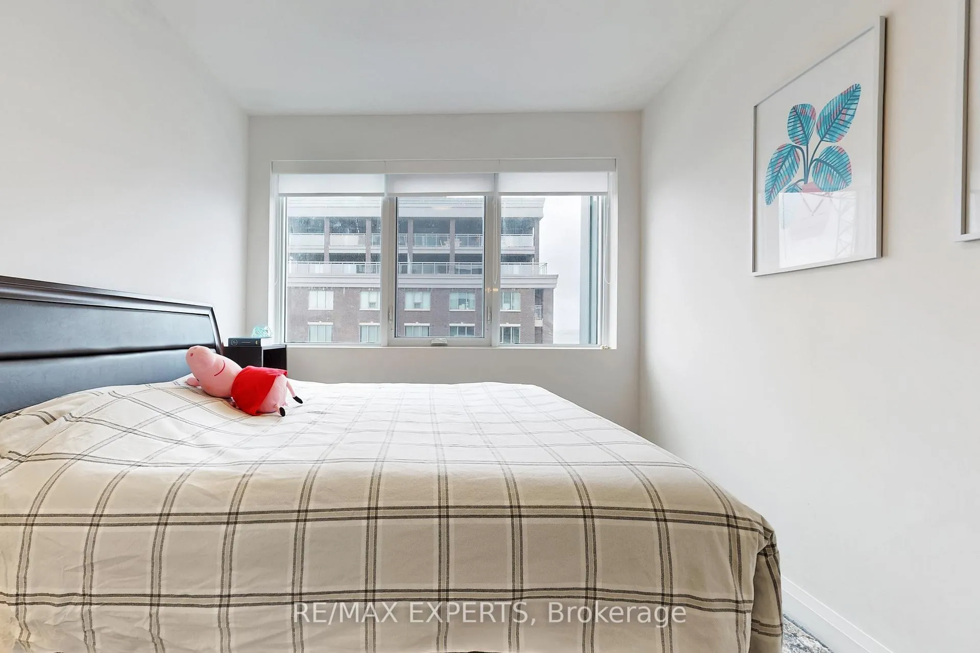 Photo 23 of Unit 1007, 500 Brock Avenue, Burlington, Brant — HOMEH