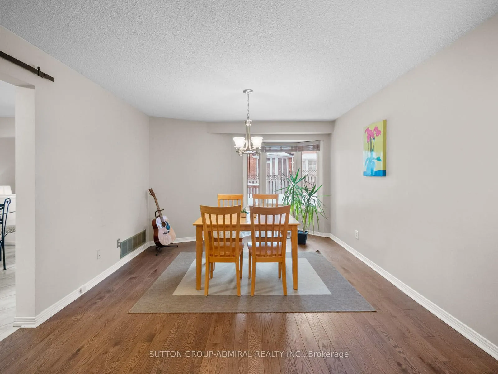 Photo 7 of 103 Winding Lane, Vaughan, Crestwood-Springfarm-Yorkhill — HOMEH