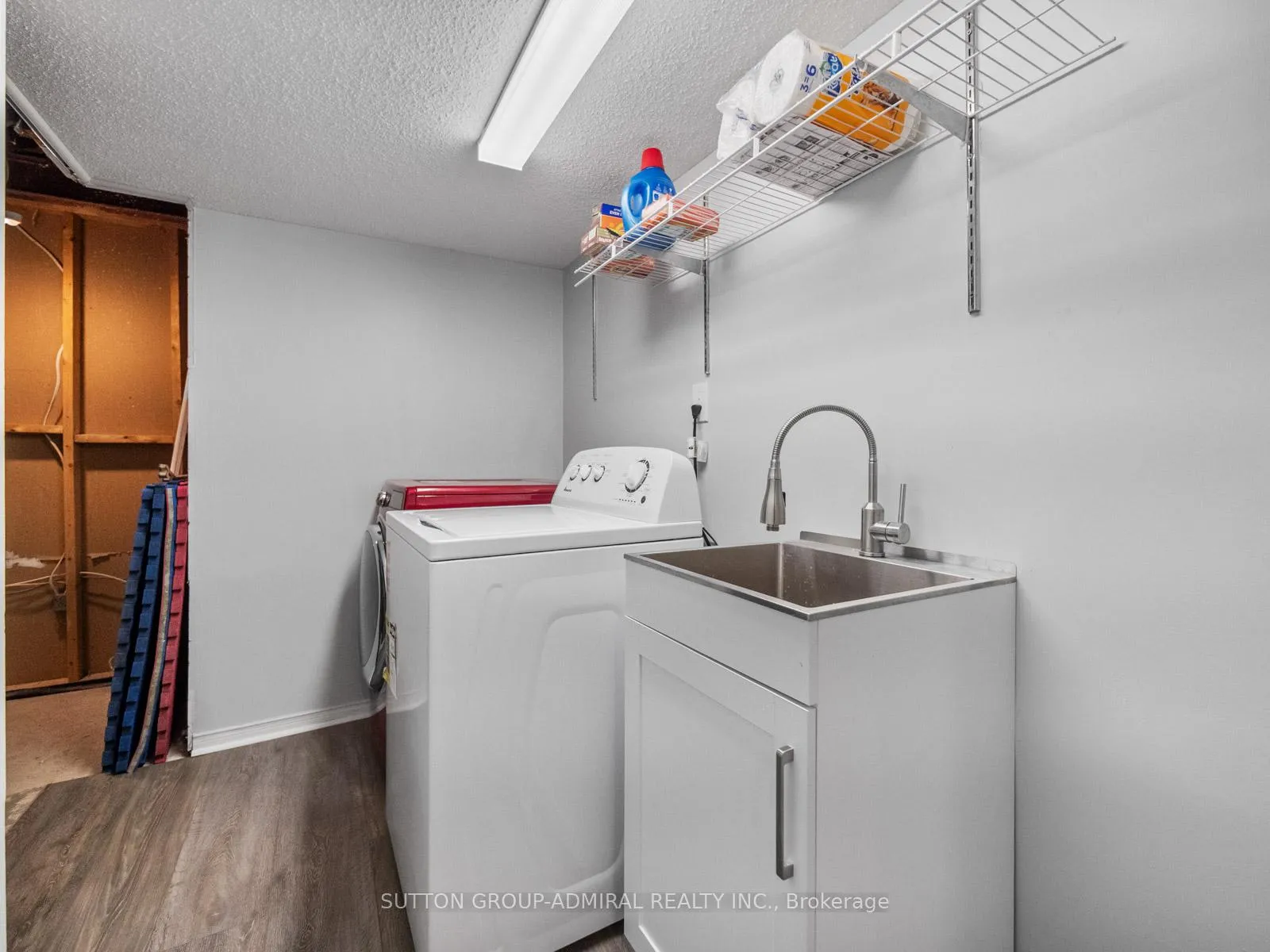 Photo 40 of 103 Winding Lane, Vaughan, Crestwood-Springfarm-Yorkhill — HOMEH