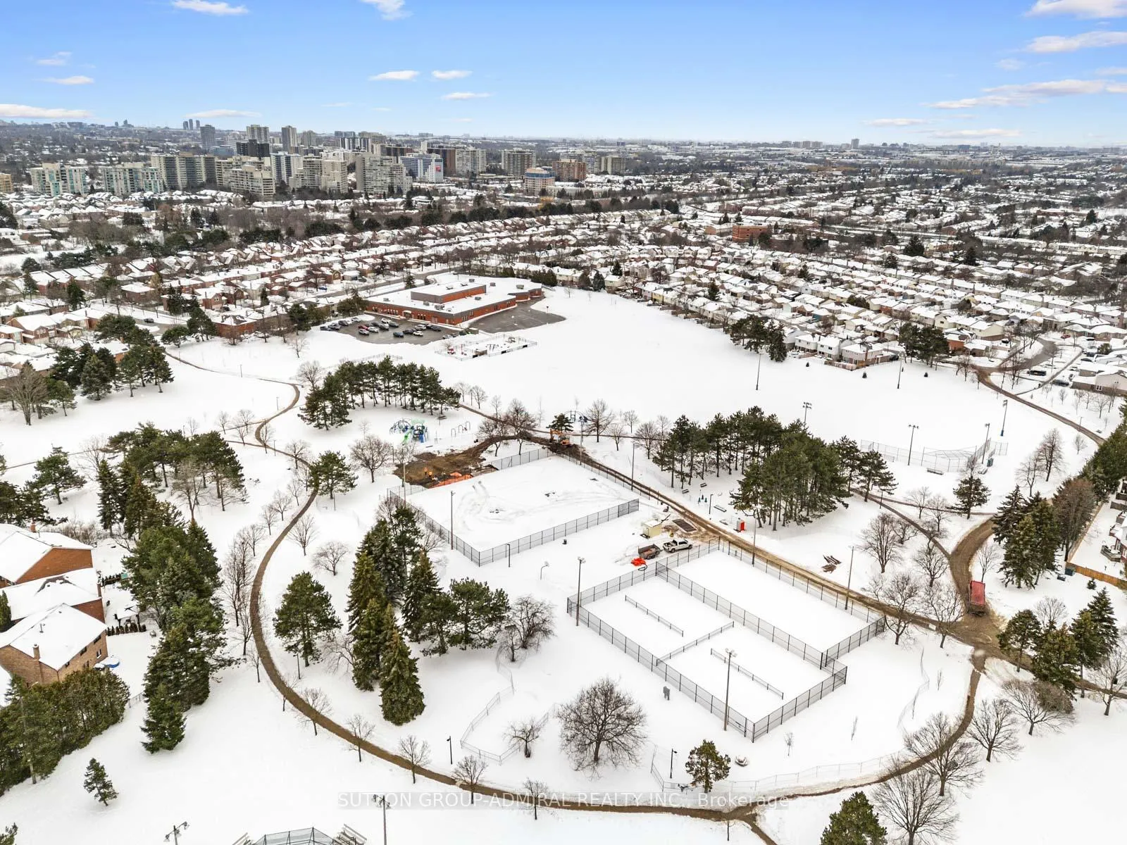 Photo 47 of 103 Winding Lane, Vaughan, Crestwood-Springfarm-Yorkhill — HOMEH