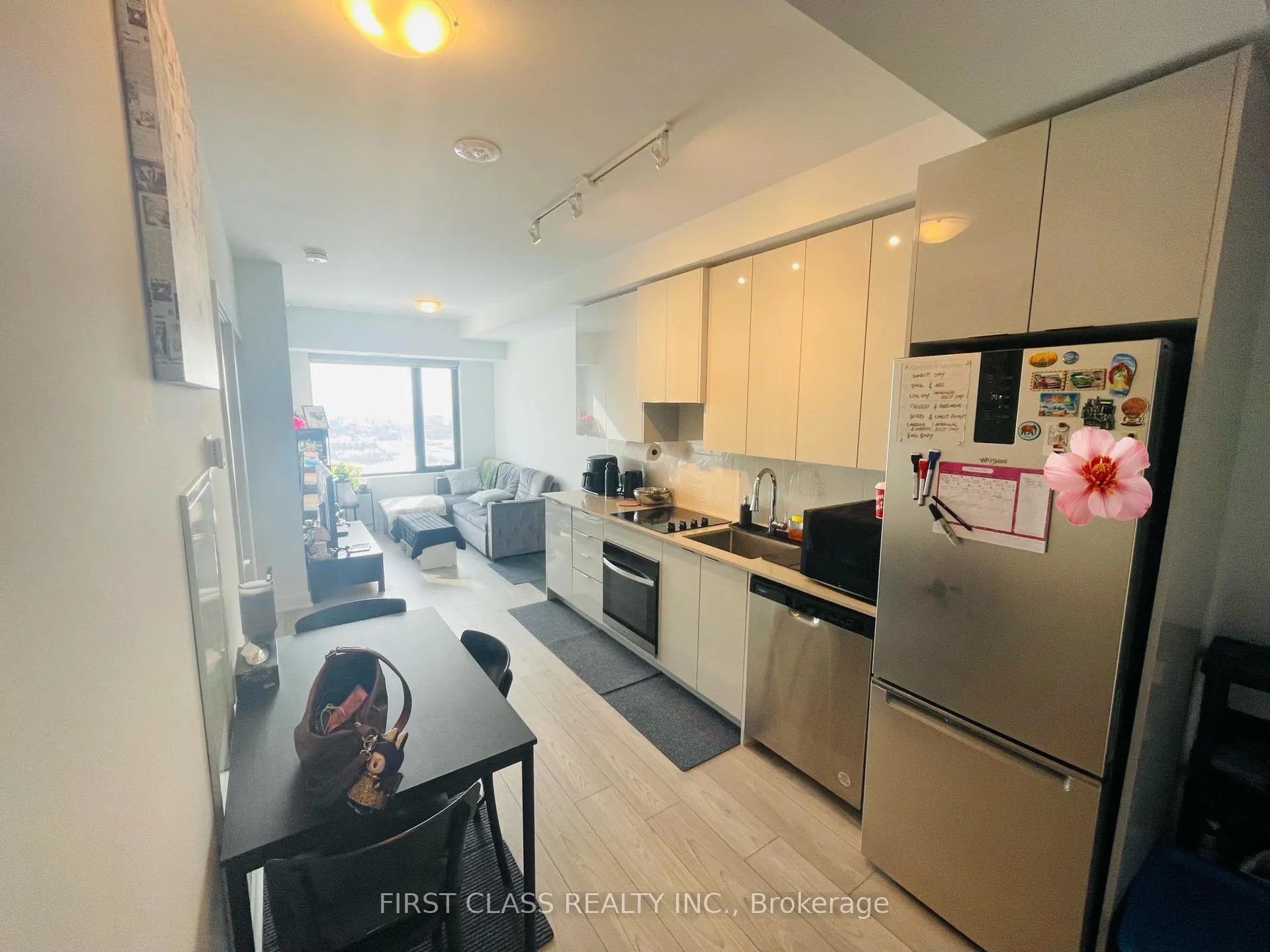 Photo 6 of Unit 3703, 2920 Highway 7 Road, Vaughan, Concord — HOMEH