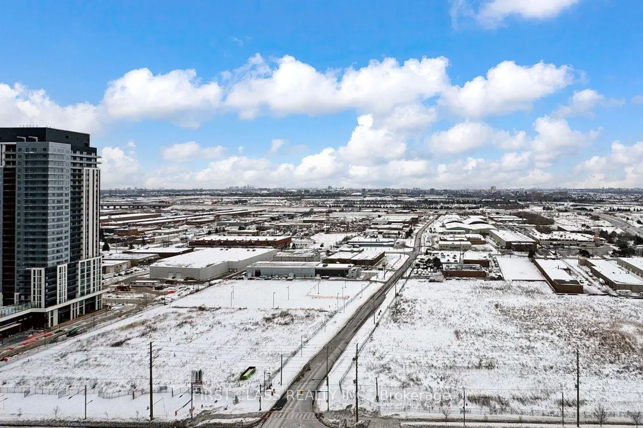 Photo 11 of Unit 3703, 2920 Highway 7 Road, Vaughan, Concord — HOMEH