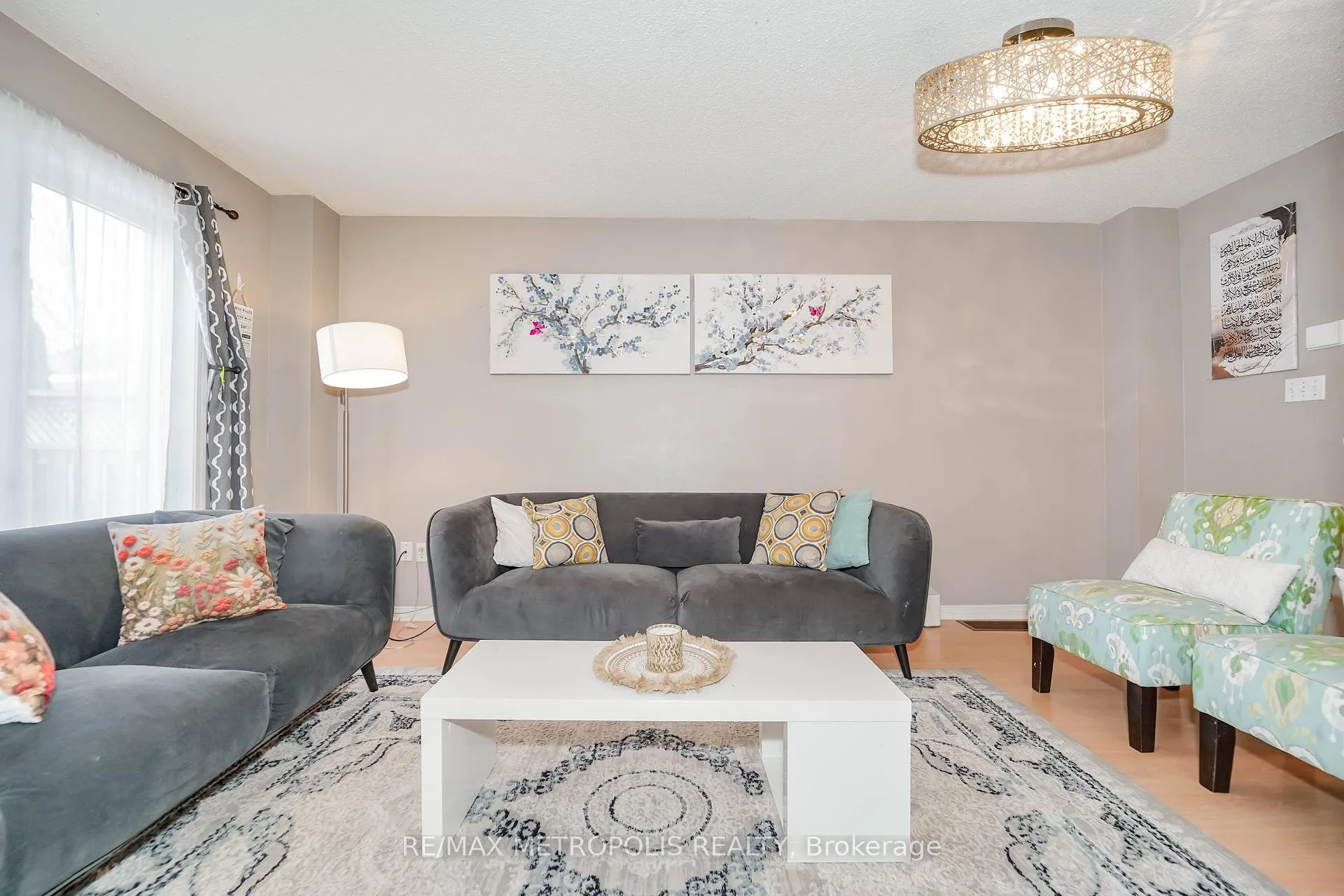 Photo 14 of 30 Todmorden Drive, Brampton, Northwest Sandalwood Parkway — HOMEH