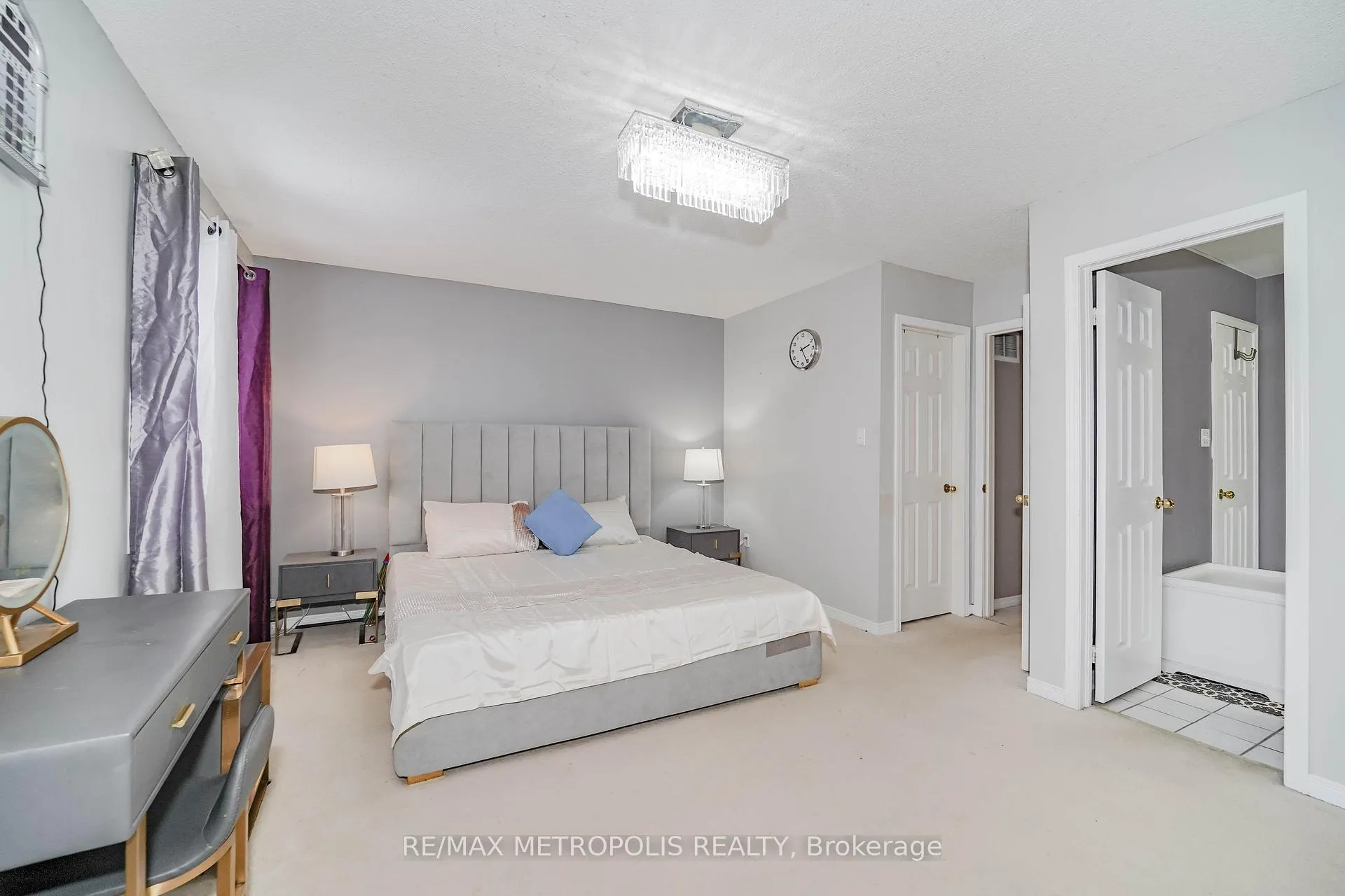 Photo 35 of 30 Todmorden Drive, Brampton, Northwest Sandalwood Parkway — HOMEH