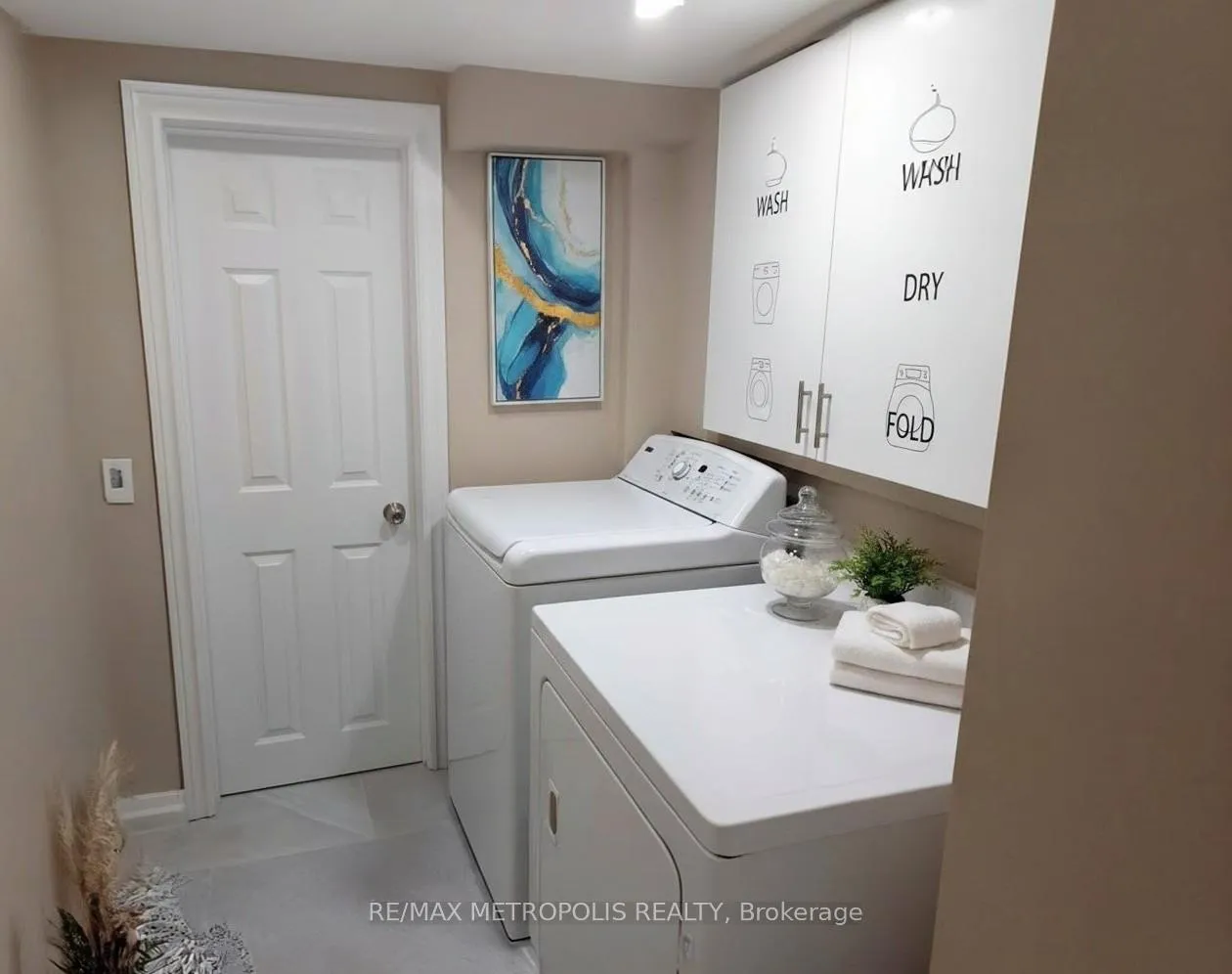 Photo 41 of 30 Todmorden Drive, Brampton, Northwest Sandalwood Parkway — HOMEH