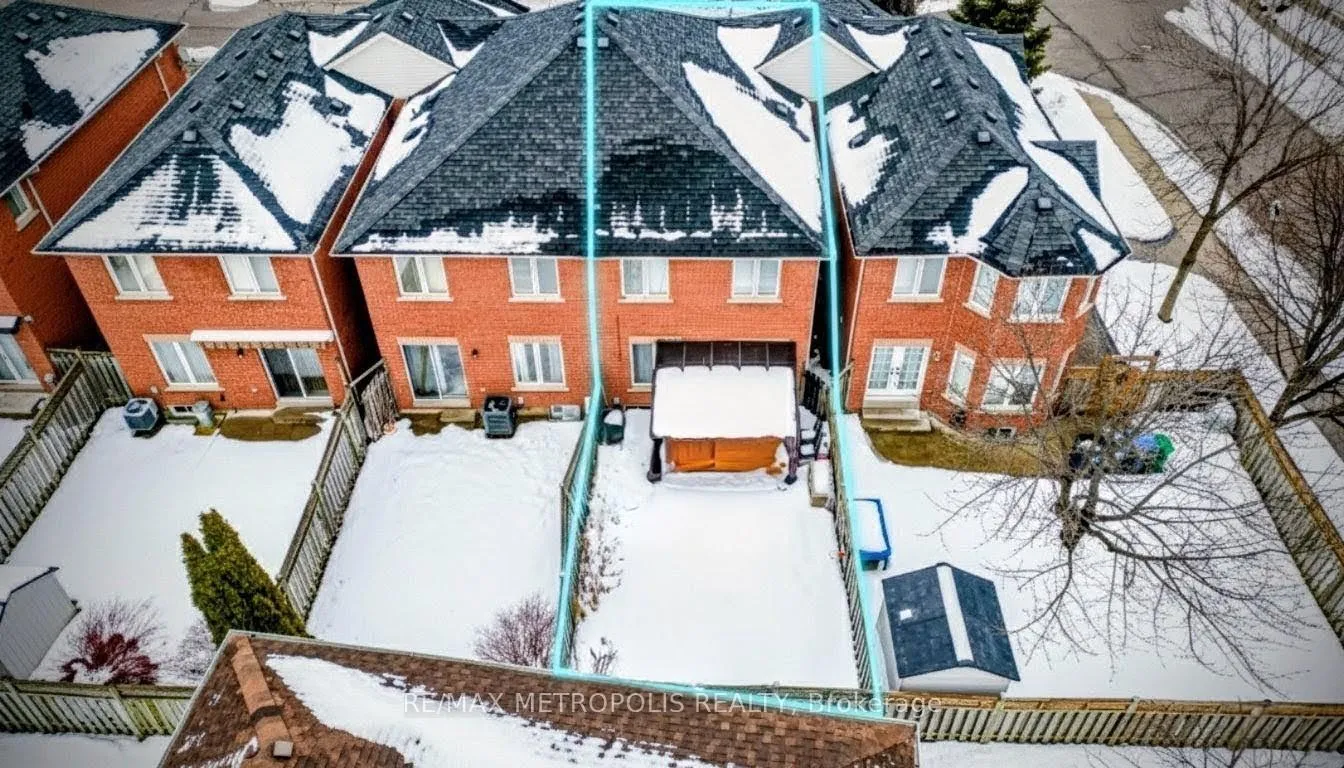 Photo 43 of 30 Todmorden Drive, Brampton, Northwest Sandalwood Parkway — HOMEH