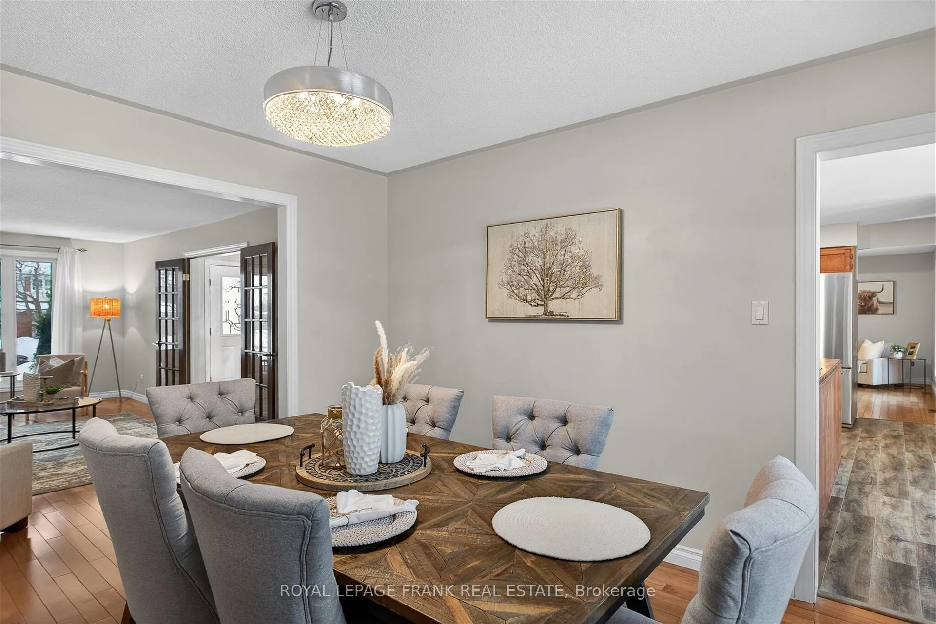 Photo 10 of 1821 Parkwood Circle, Peterborough, Monaghan Ward 2 — HOMEH