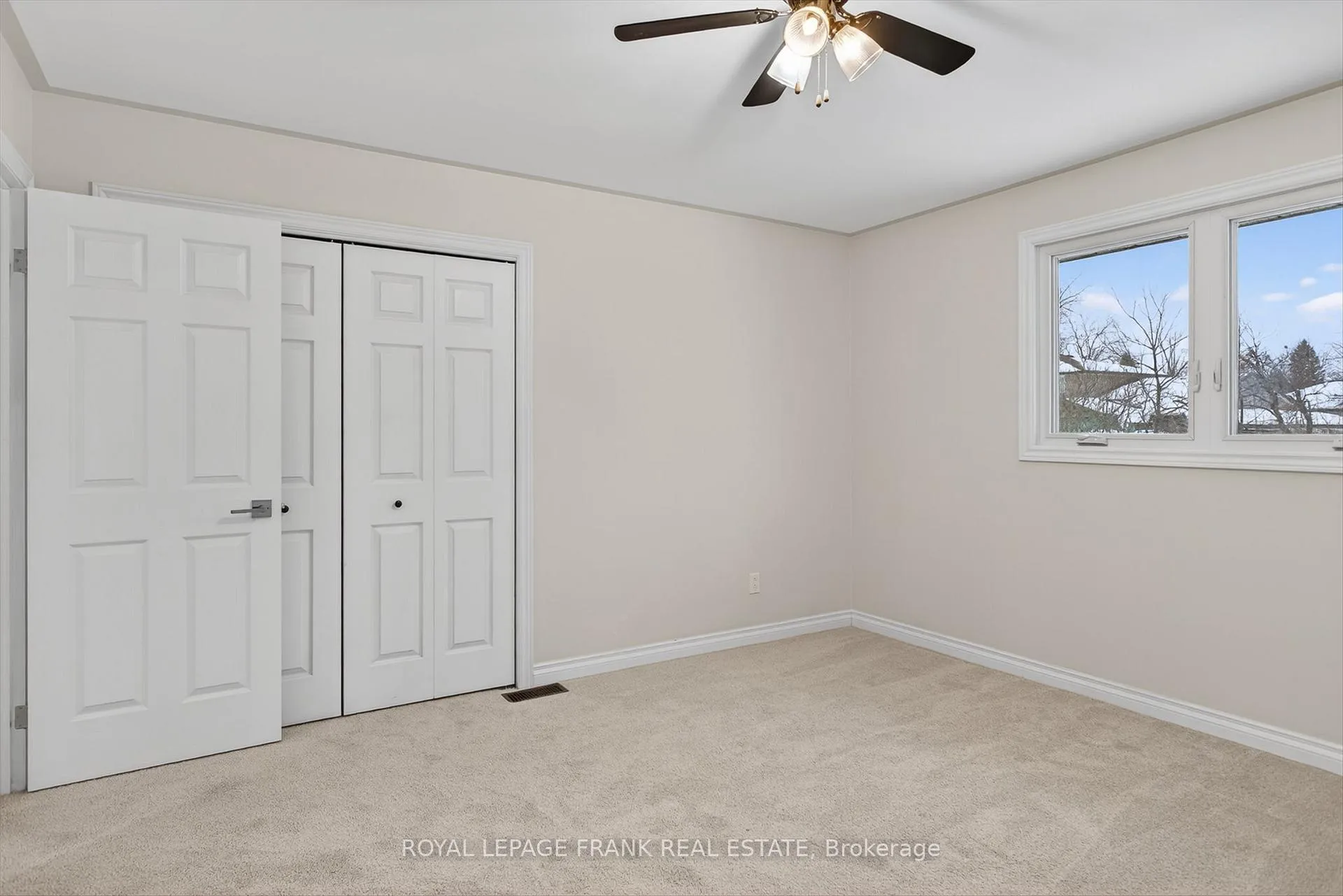 Photo 26 of 1821 Parkwood Circle, Peterborough, Monaghan Ward 2 — HOMEH