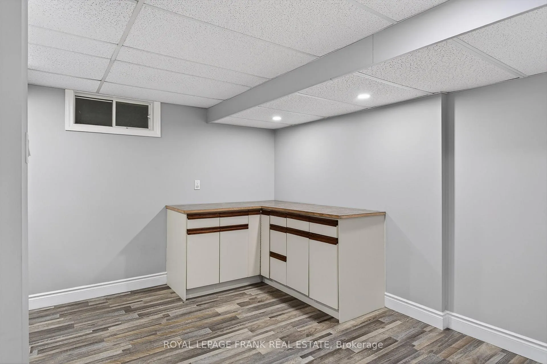 Photo 35 of 1821 Parkwood Circle, Peterborough, Monaghan Ward 2 — HOMEH