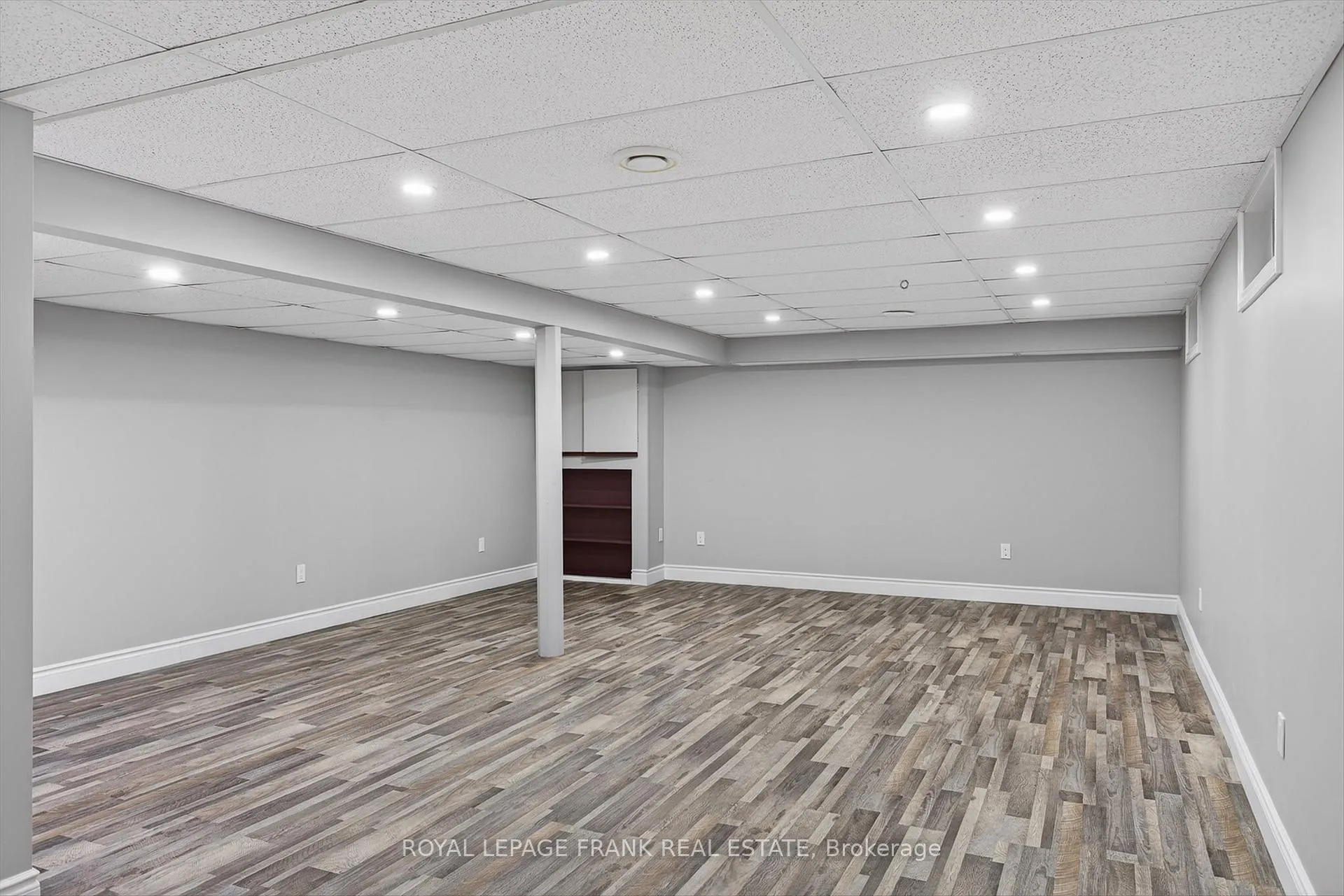 Photo 36 of 1821 Parkwood Circle, Peterborough, Monaghan Ward 2 — HOMEH