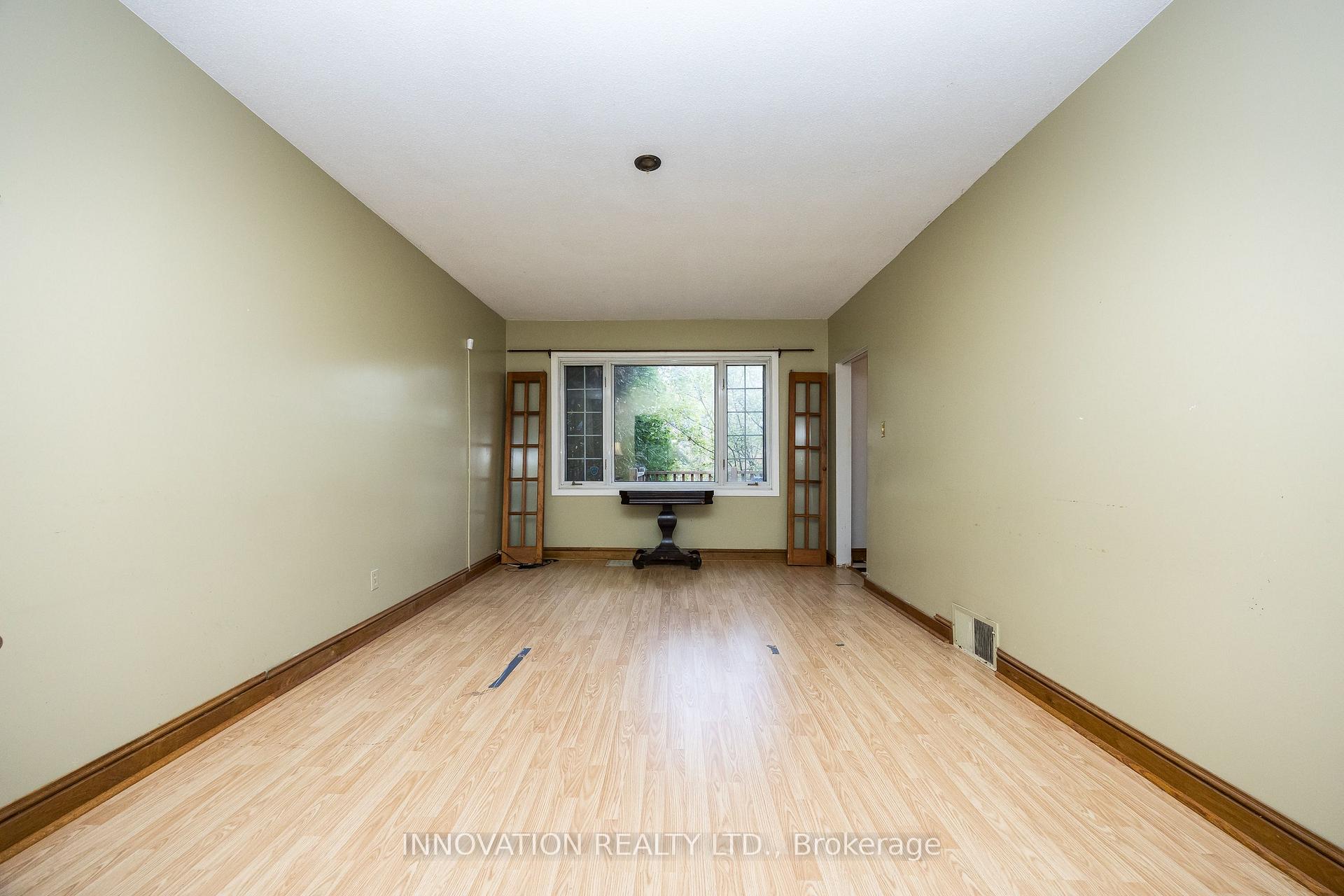 Photo 21 of 20 Sandridge Road, Ottawa, Manor Park — HOMEH