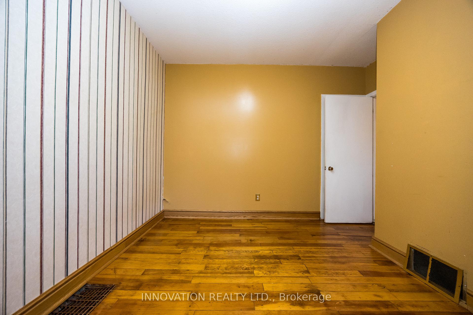 Photo 28 of 20 Sandridge Road, Ottawa, Manor Park — HOMEH