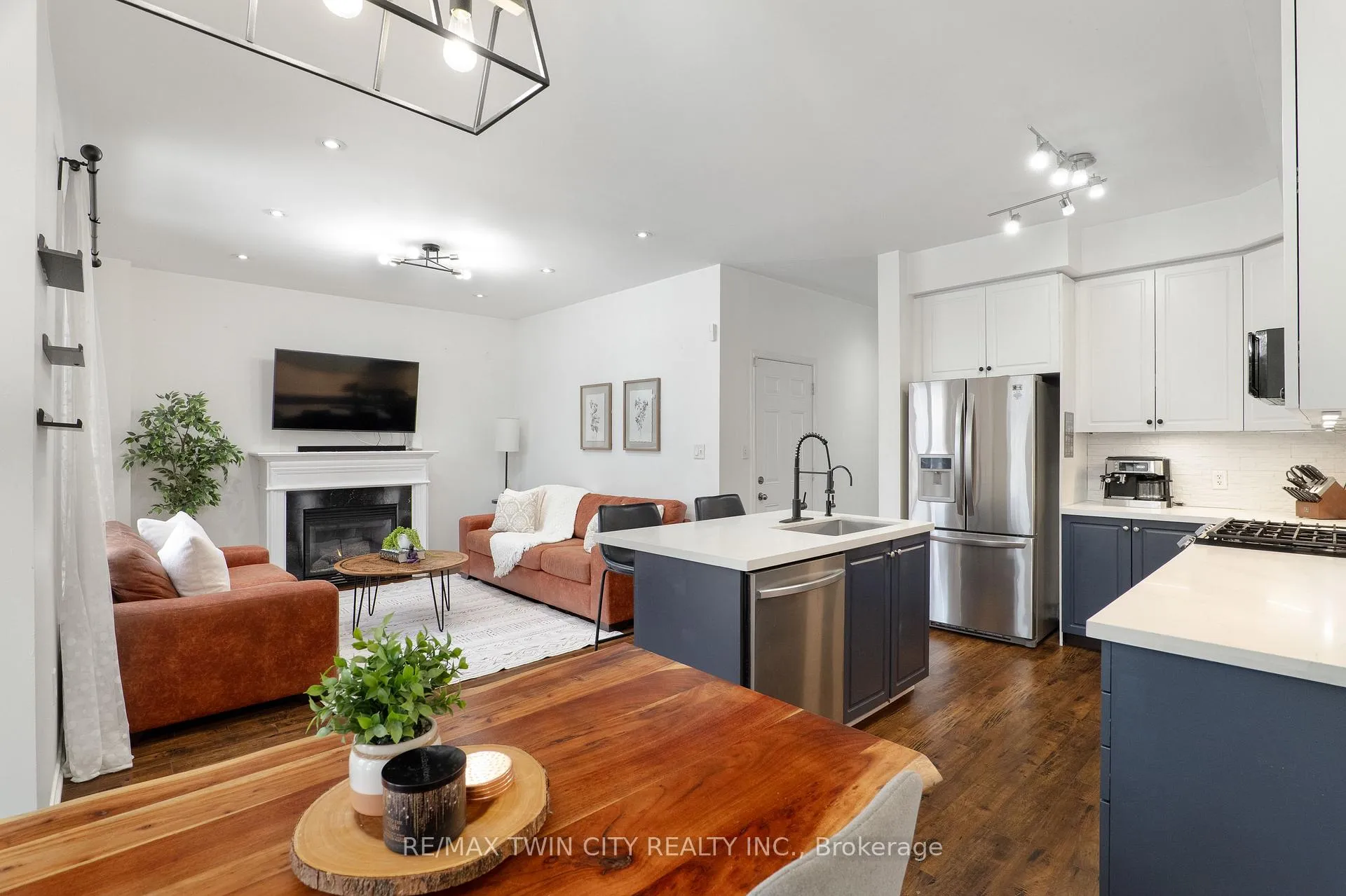 Photo 10 of 107 Norwich Road, Woolwich — HOMEH