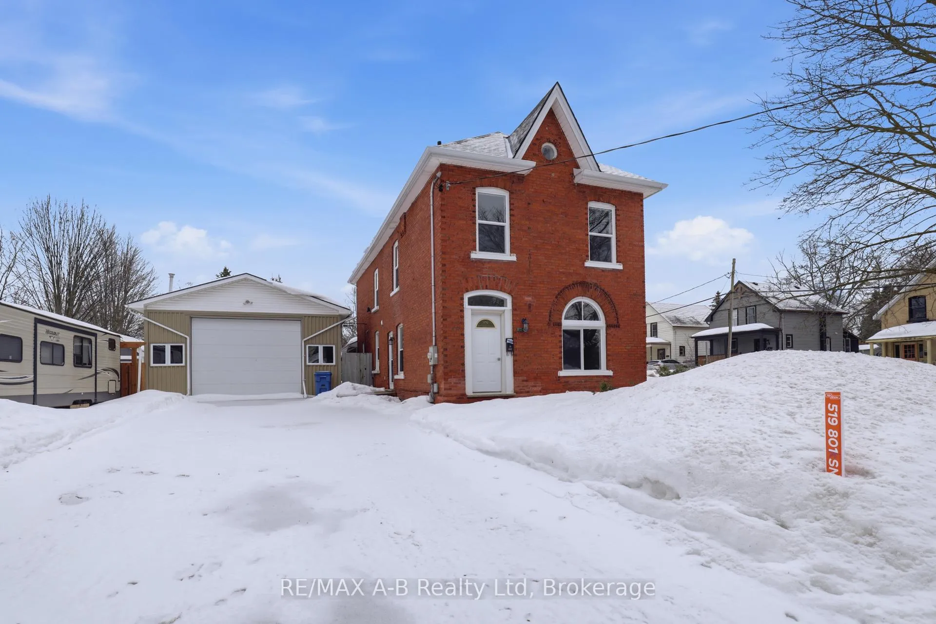 Front of 307 Nelson Street