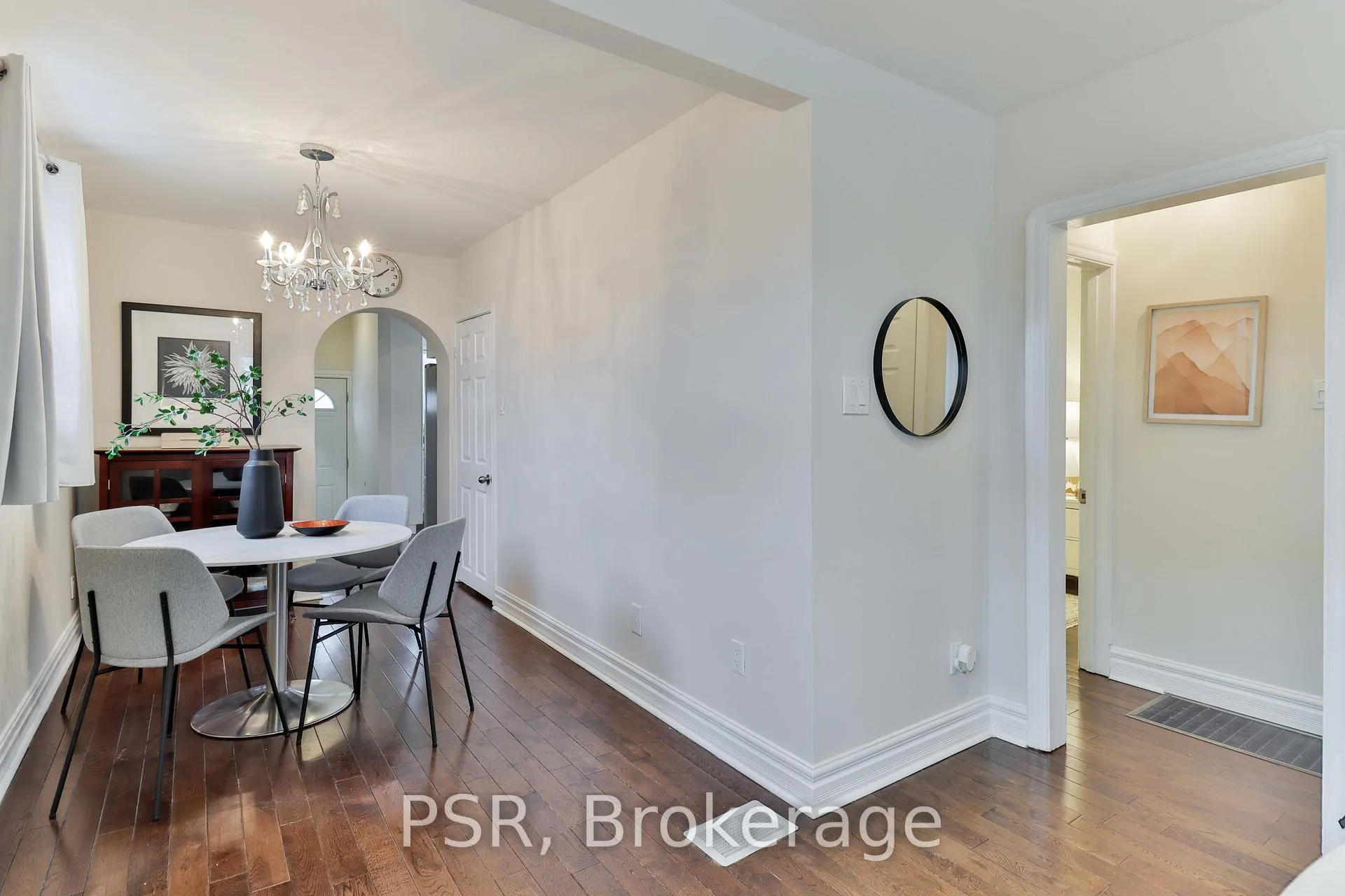 Photo 9 of 46 Galbraith Avenue, Toronto, O'Connor-Parkview — HOMEH