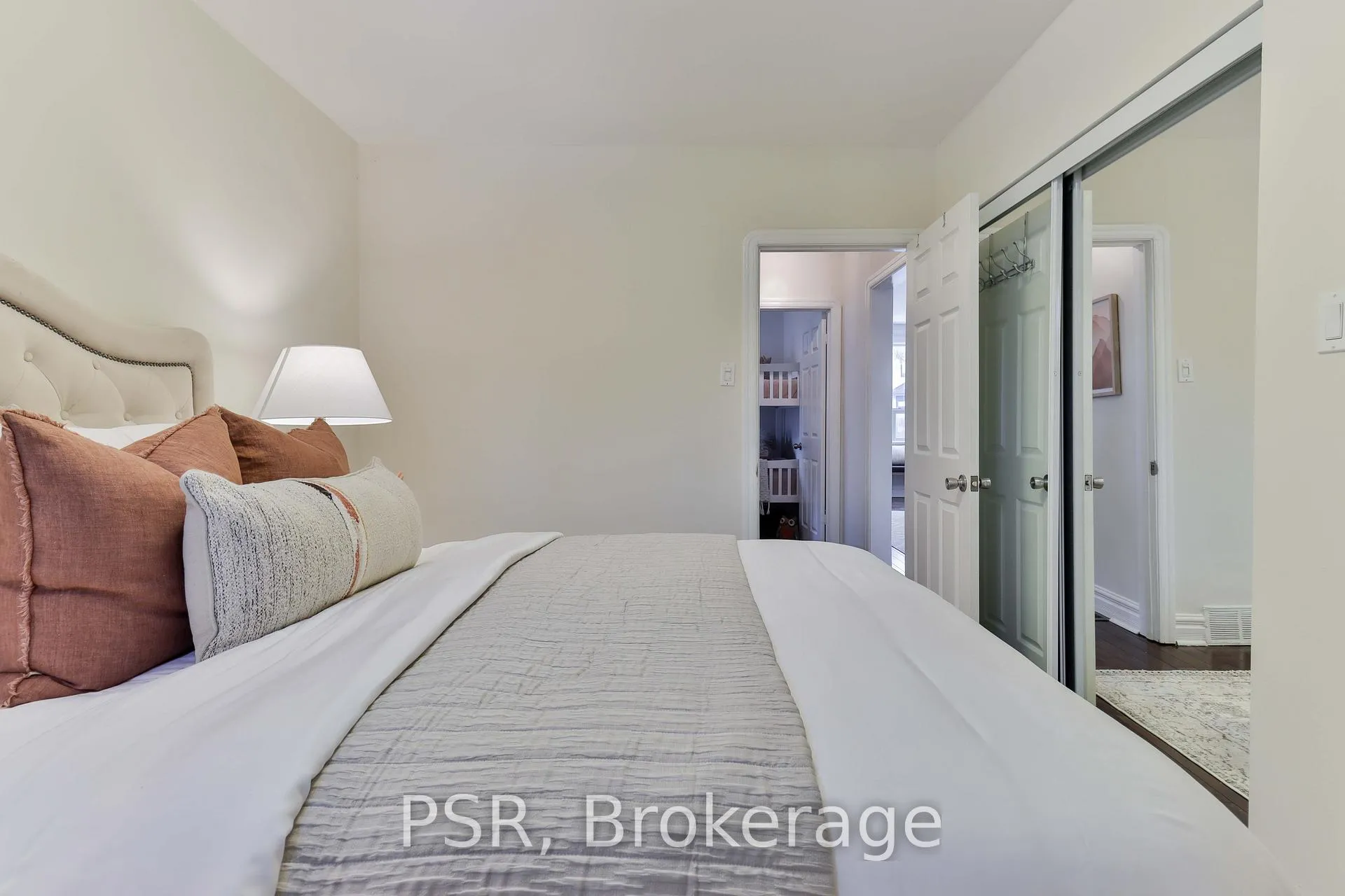 Photo 14 of 46 Galbraith Avenue, Toronto, O'Connor-Parkview — HOMEH