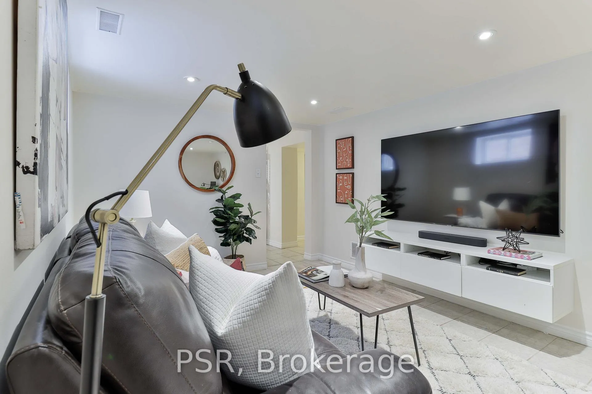 Photo 26 of 46 Galbraith Avenue, Toronto, O'Connor-Parkview — HOMEH