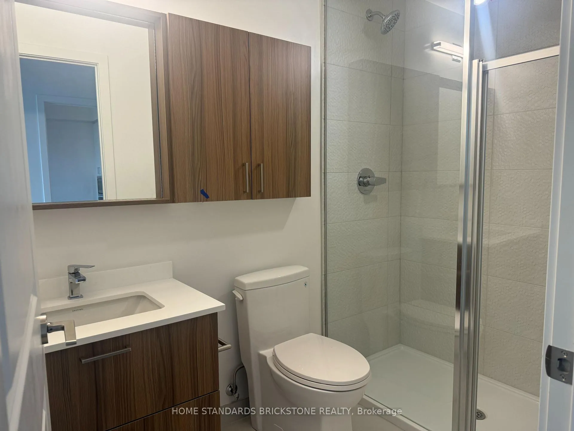 Photo 6 of Unit A-423, 30 Upper Mall Way, Vaughan, Brownridge — HOMEH