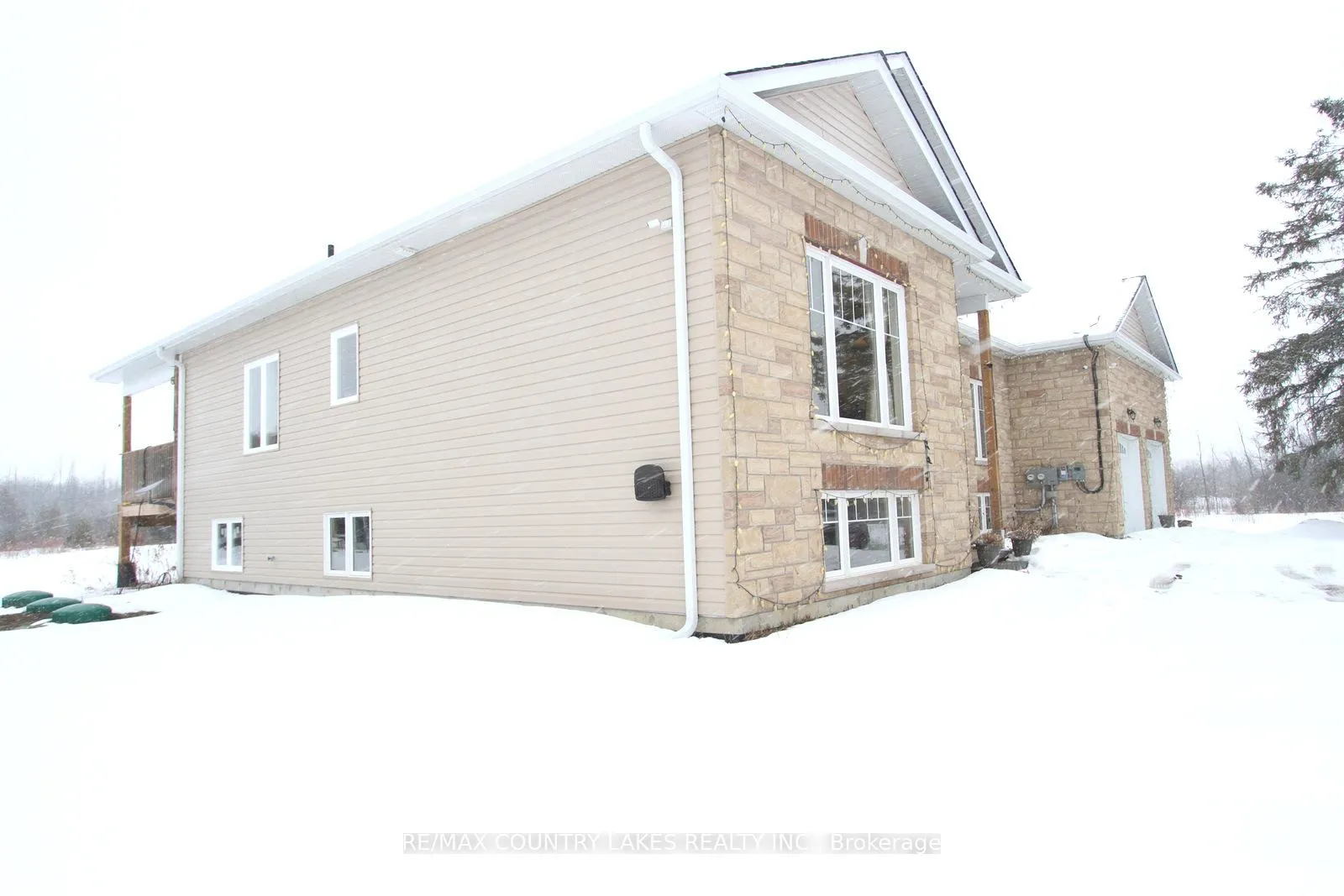 Photo 2 of C21973 Brock Road, Brock, Rural Brock — HOMEH