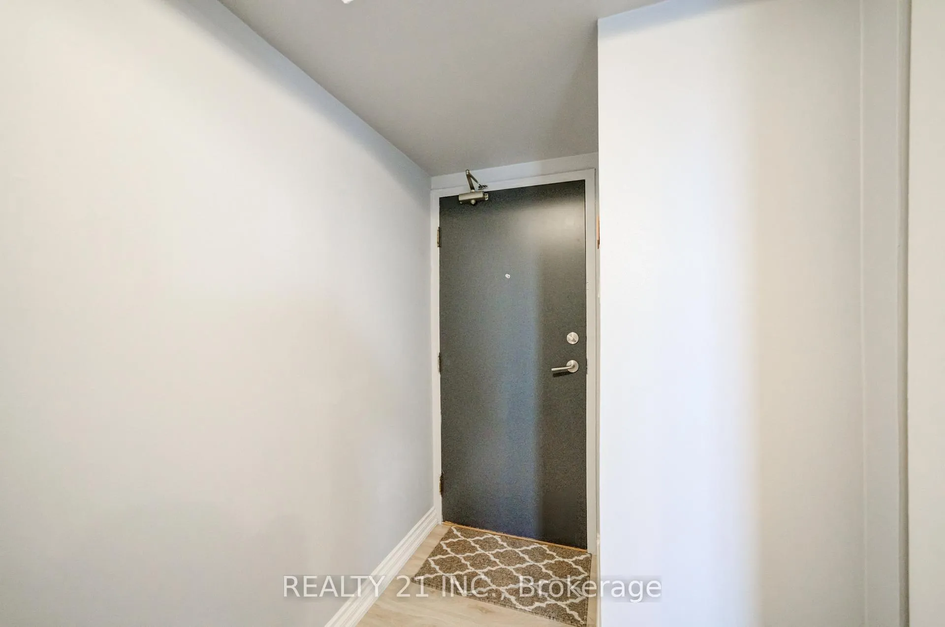 Photo 7 of Unit 607, 1665 Pickering Parkway, Pickering, Village East — HOMEH