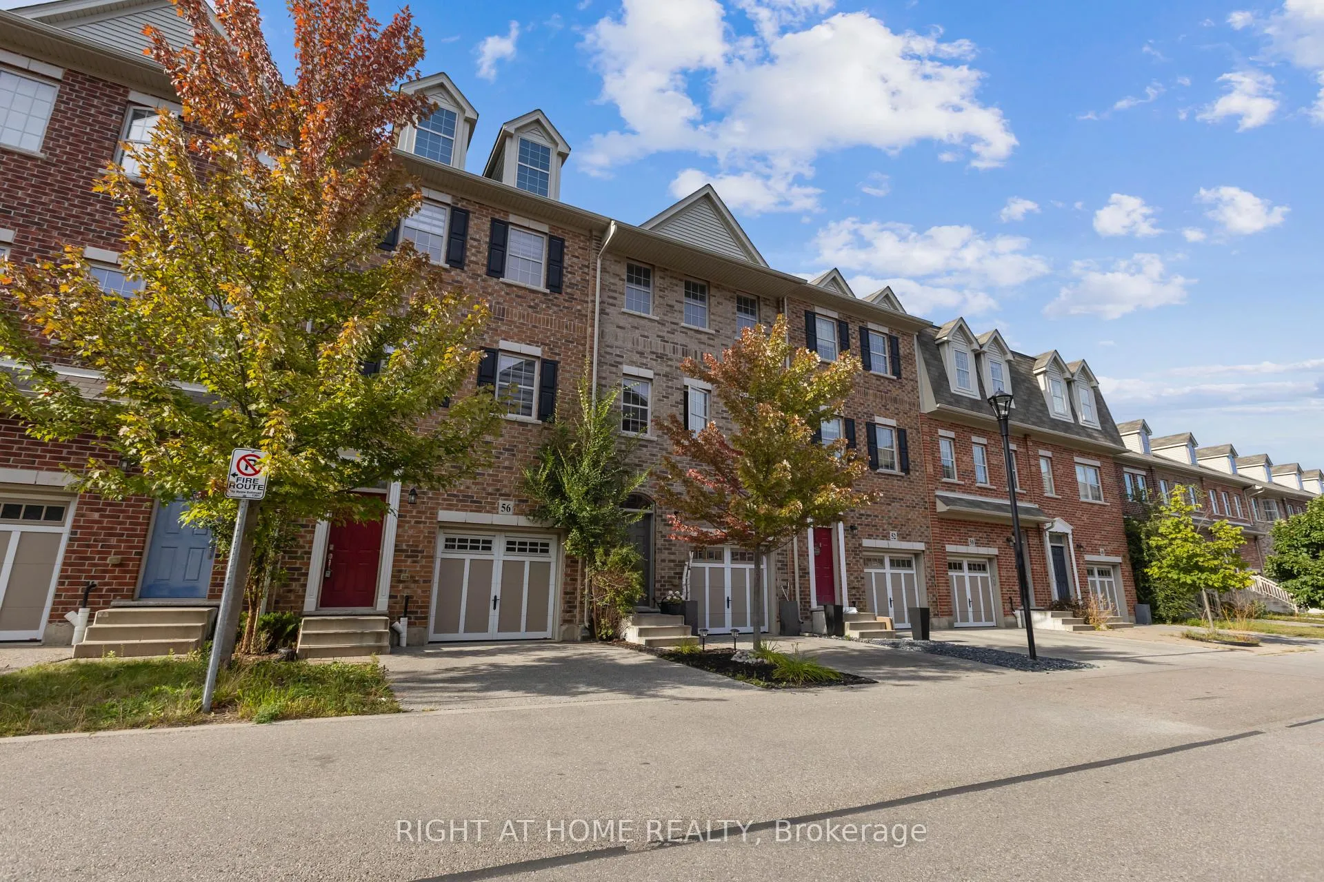 Photo 3 of 56 Robert Peel Road, Kitchener — HOMEH