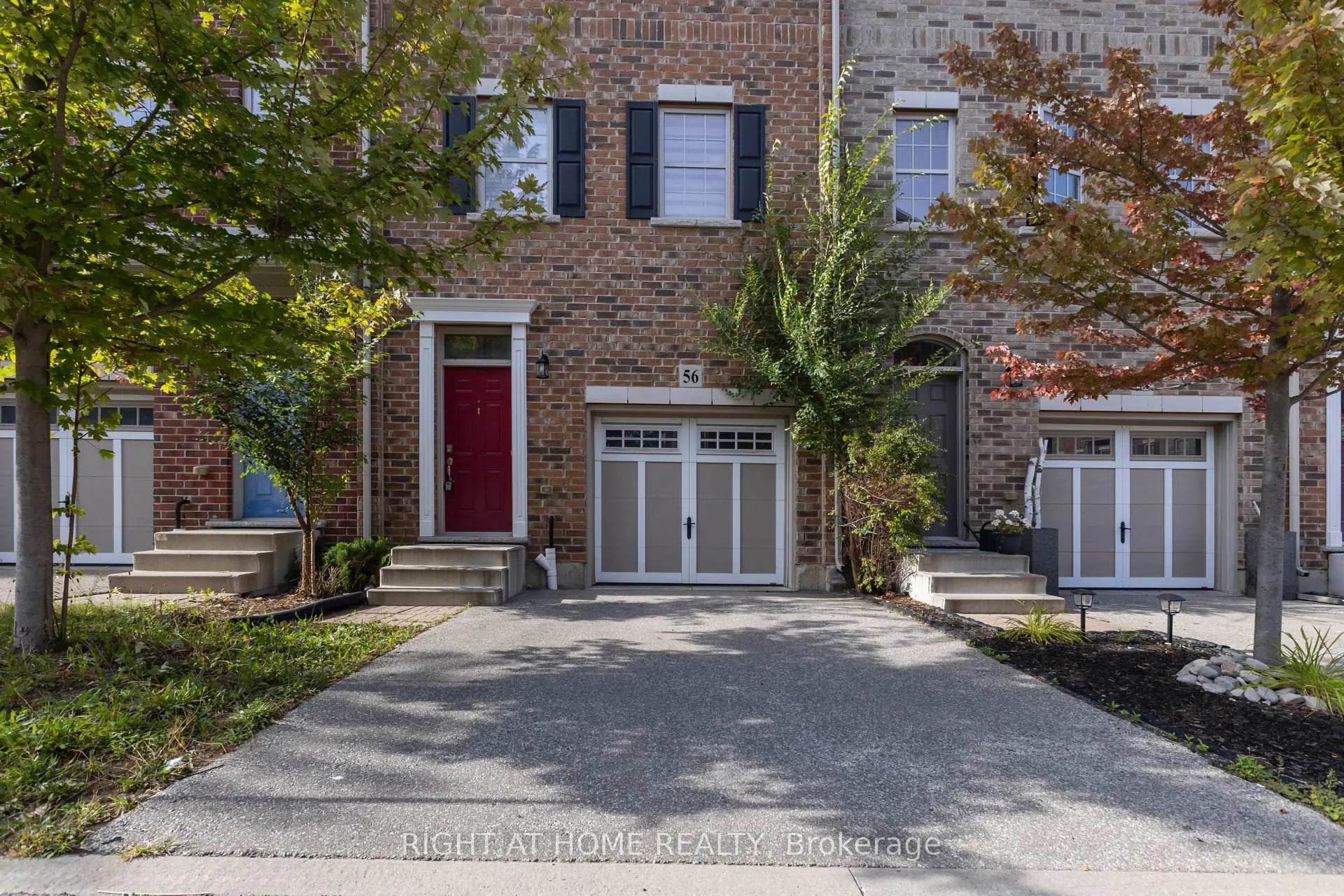 Photo 4 of 56 Robert Peel Road, Kitchener — HOMEH