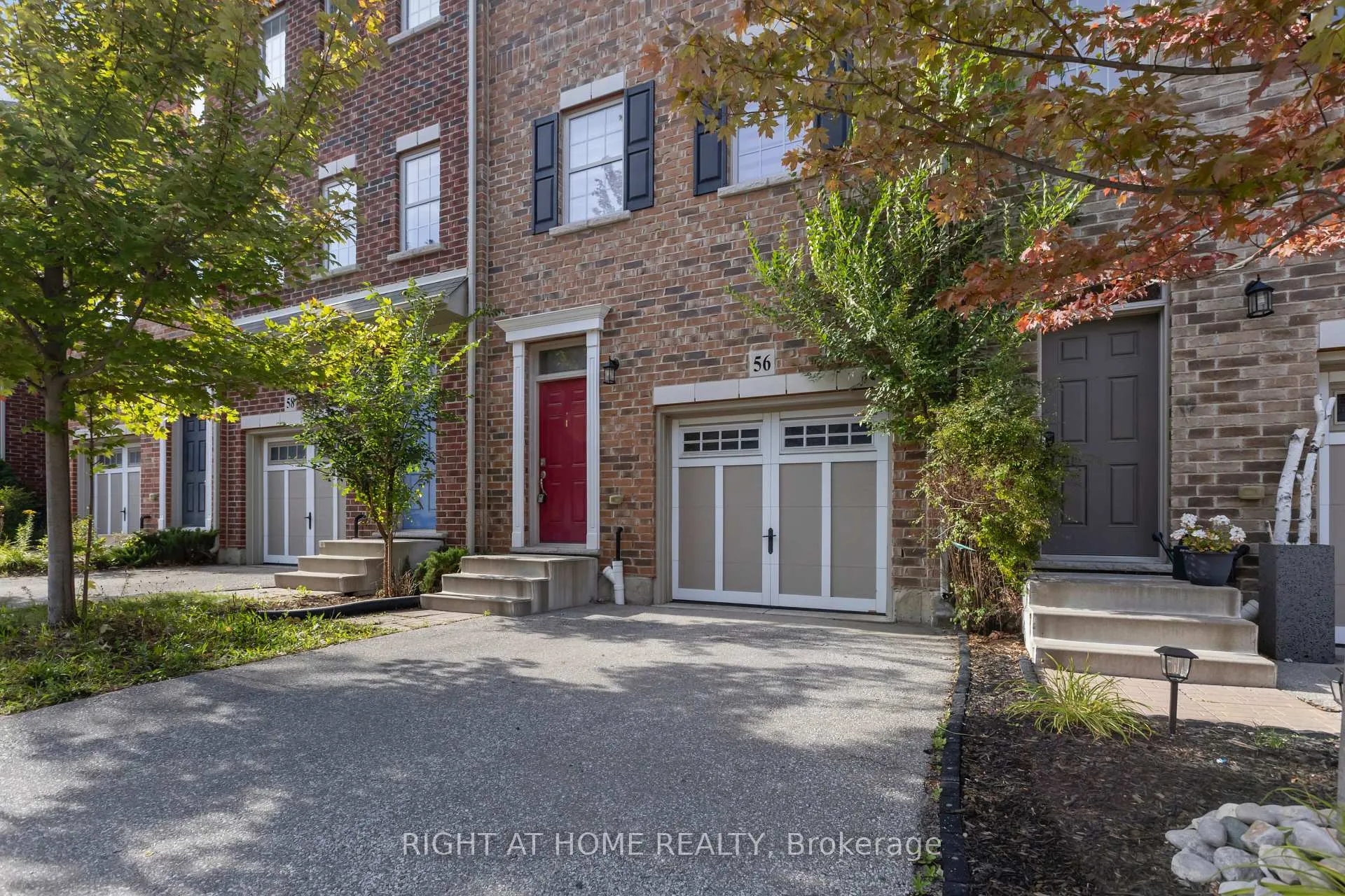 Photo 6 of 56 Robert Peel Road, Kitchener — HOMEH