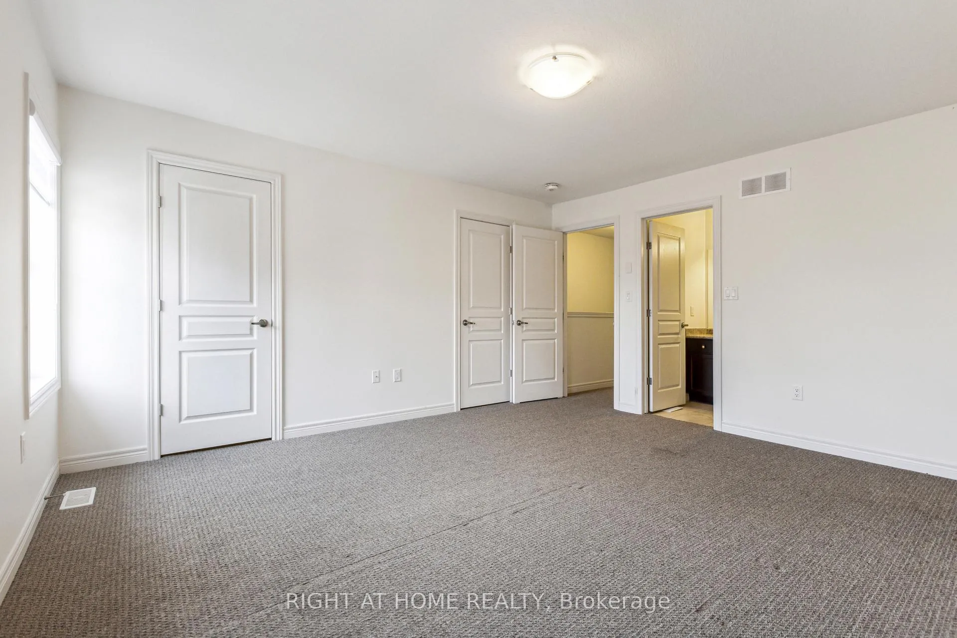 Photo 41 of 56 Robert Peel Road, Kitchener — HOMEH