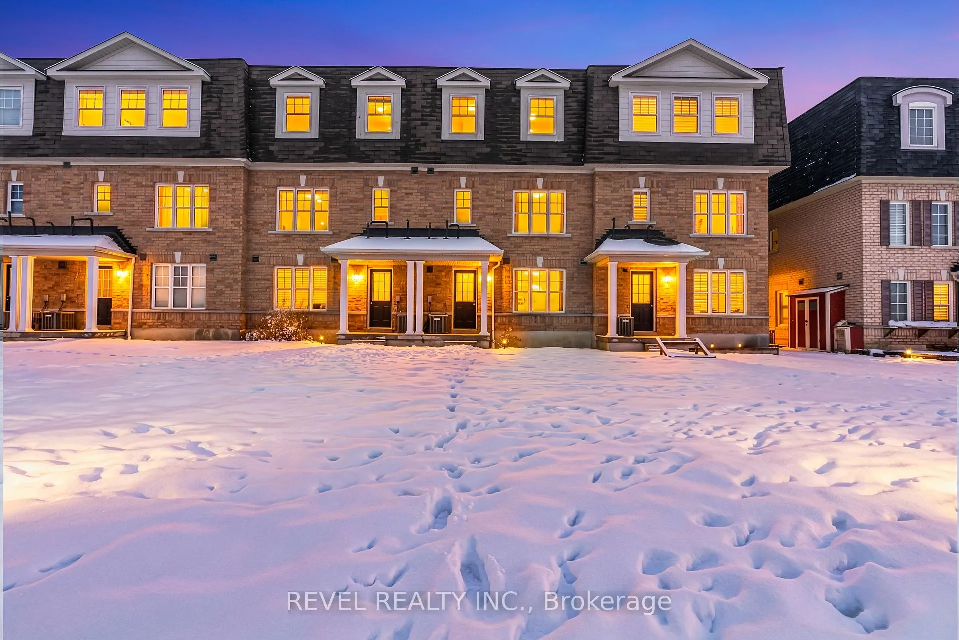 Photo 3 of 1769 Carousel Drive, Pickering, Duffin Heights — HOMEH