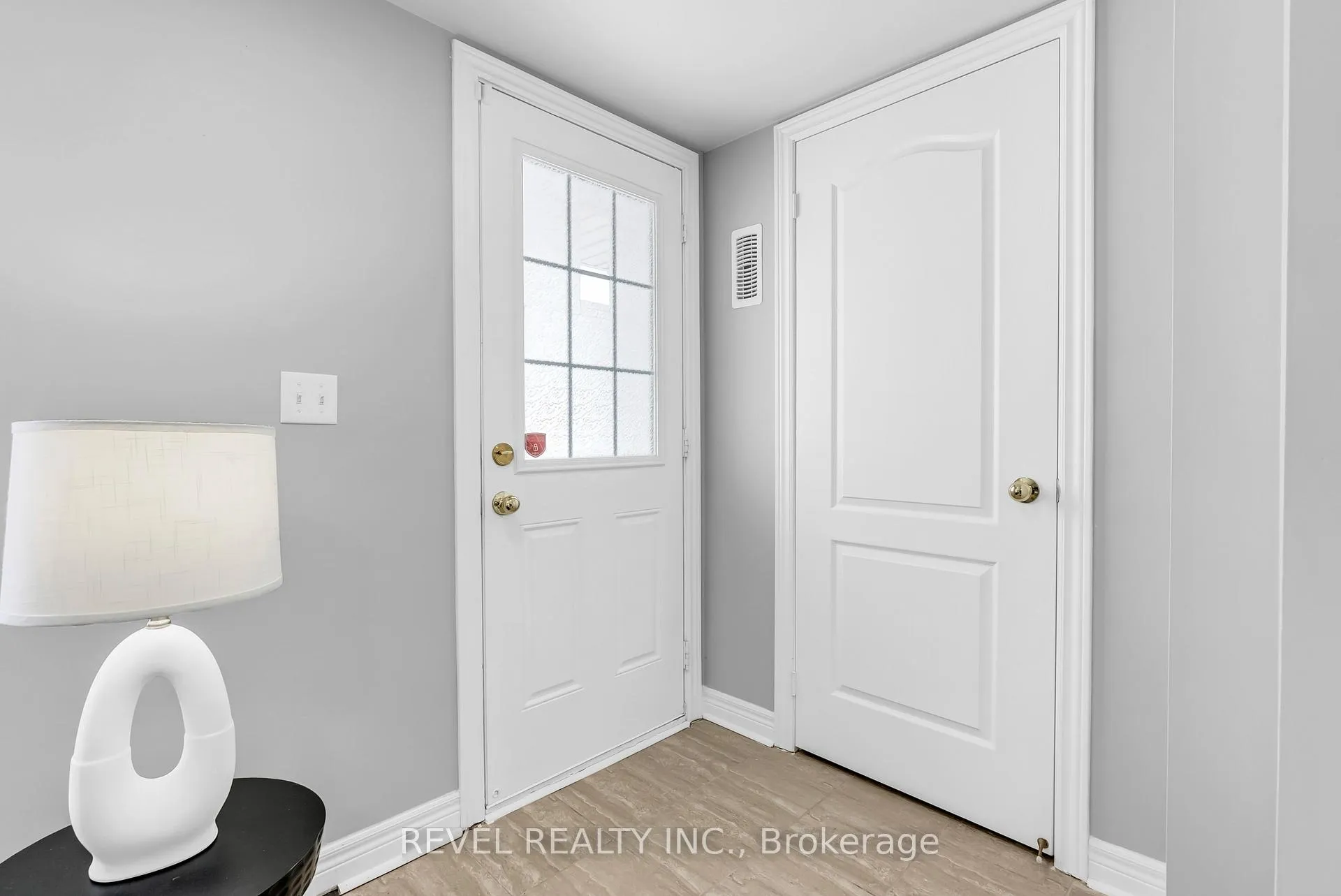Photo 16 of 1769 Carousel Drive, Pickering, Duffin Heights — HOMEH