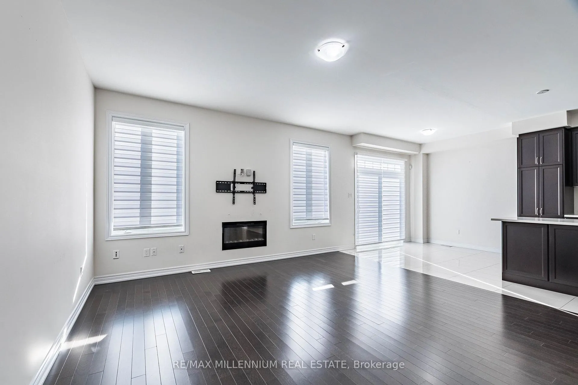 Photo 18 of 11 Spokanne Street, Brampton, Sandringham-Wellington North — HOMEH