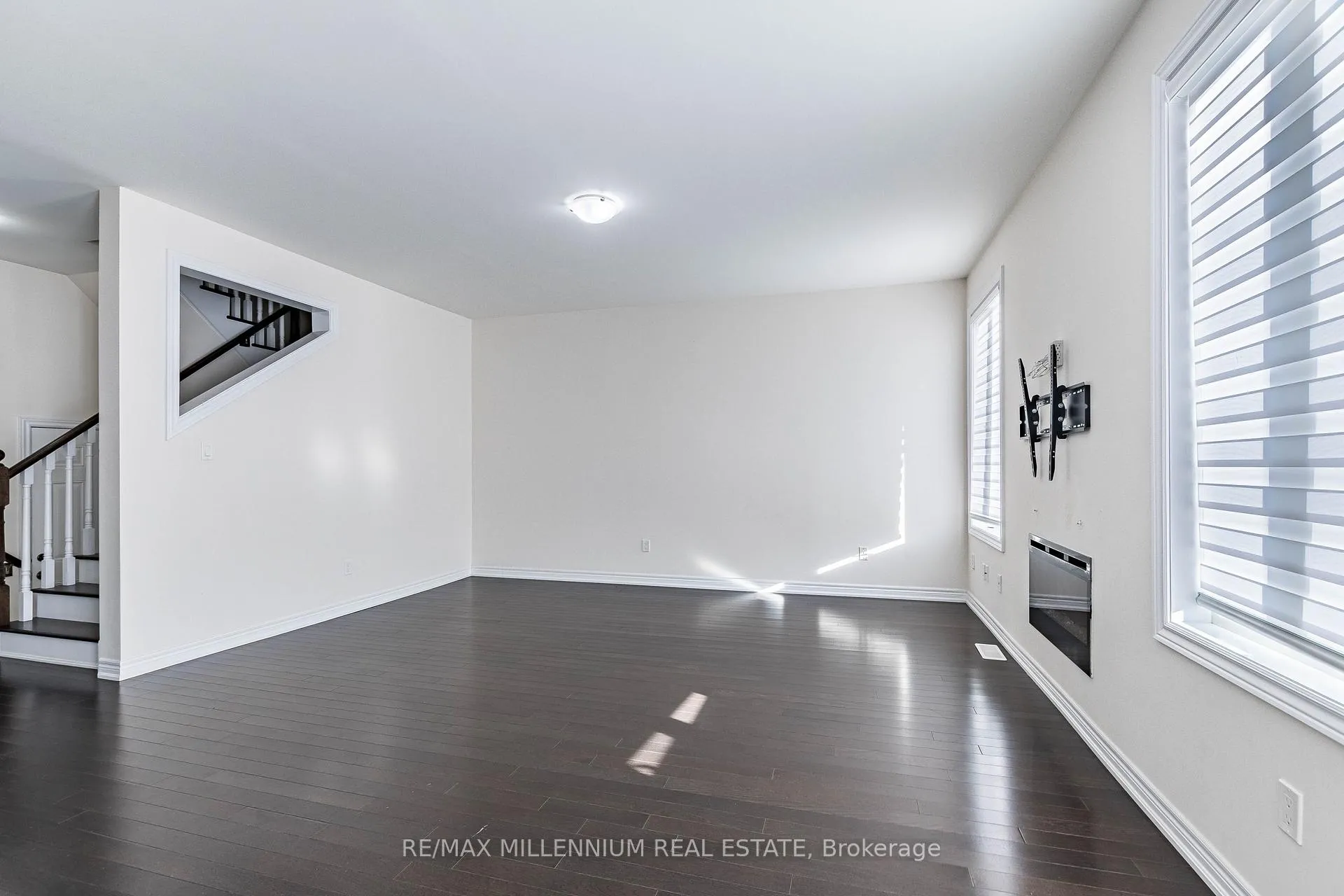 Photo 19 of 11 Spokanne Street, Brampton, Sandringham-Wellington North — HOMEH