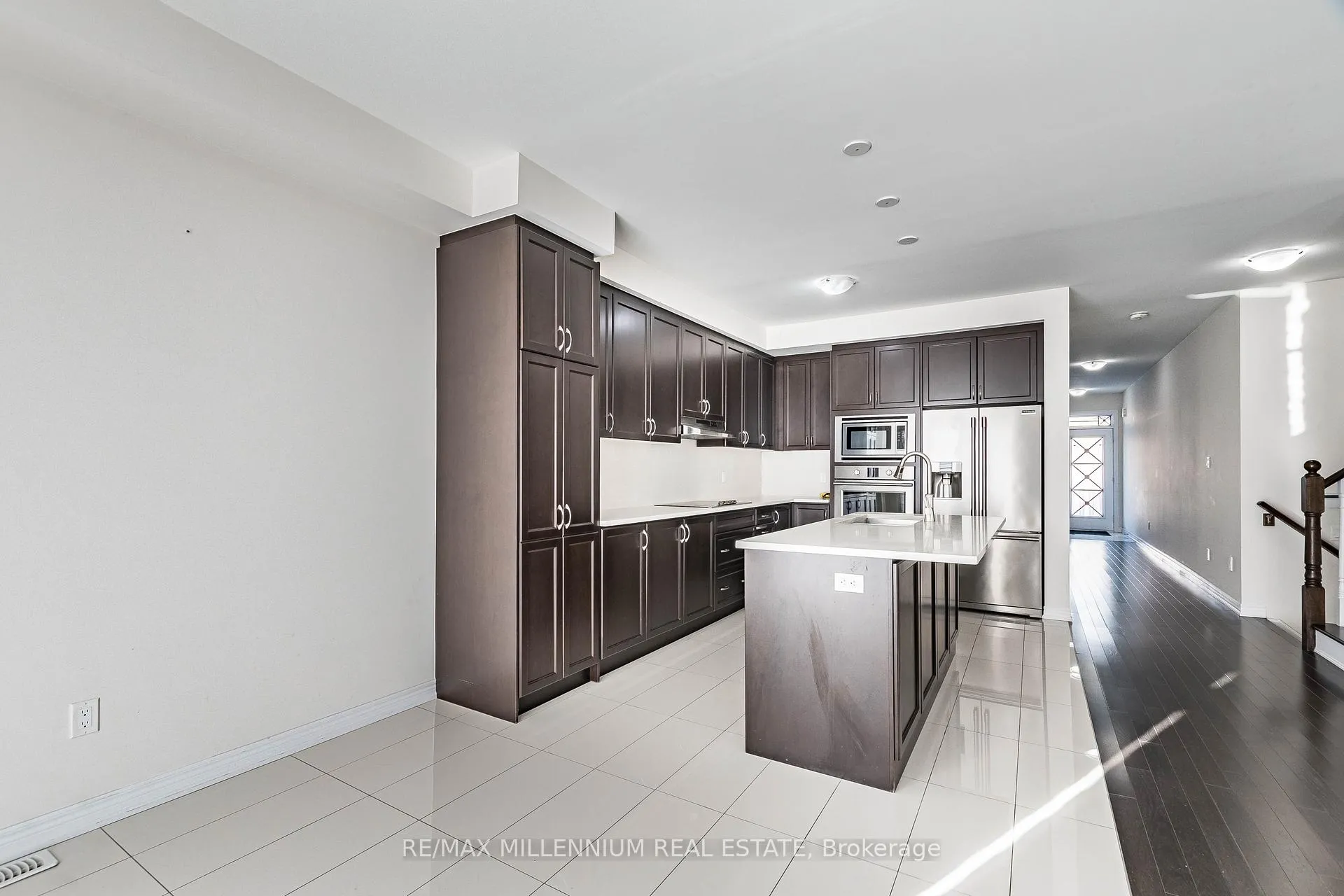 Photo 23 of 11 Spokanne Street, Brampton, Sandringham-Wellington North — HOMEH