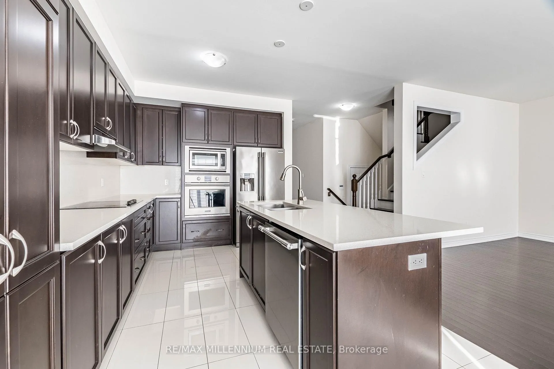Photo 26 of 11 Spokanne Street, Brampton, Sandringham-Wellington North — HOMEH