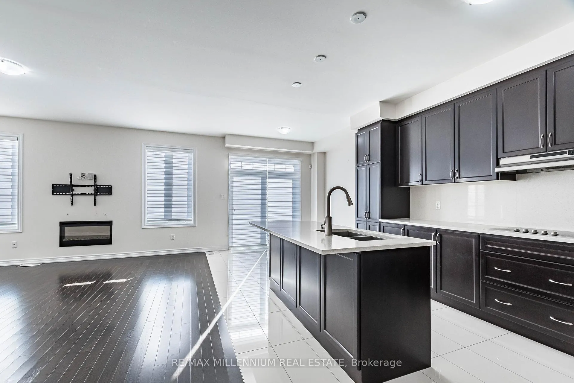 Photo 29 of 11 Spokanne Street, Brampton, Sandringham-Wellington North — HOMEH